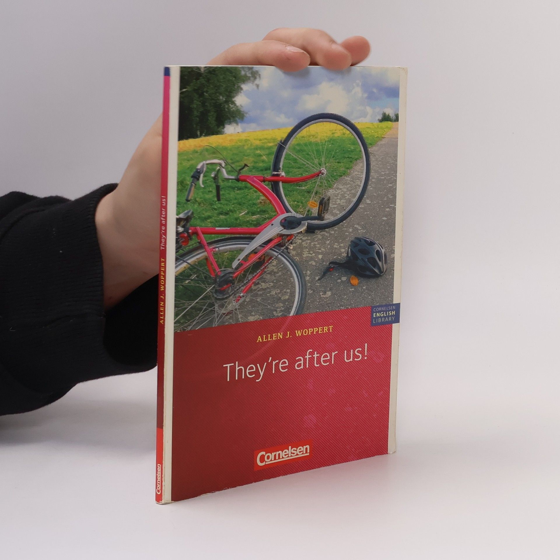 Collectif d'auteurs They're after us!