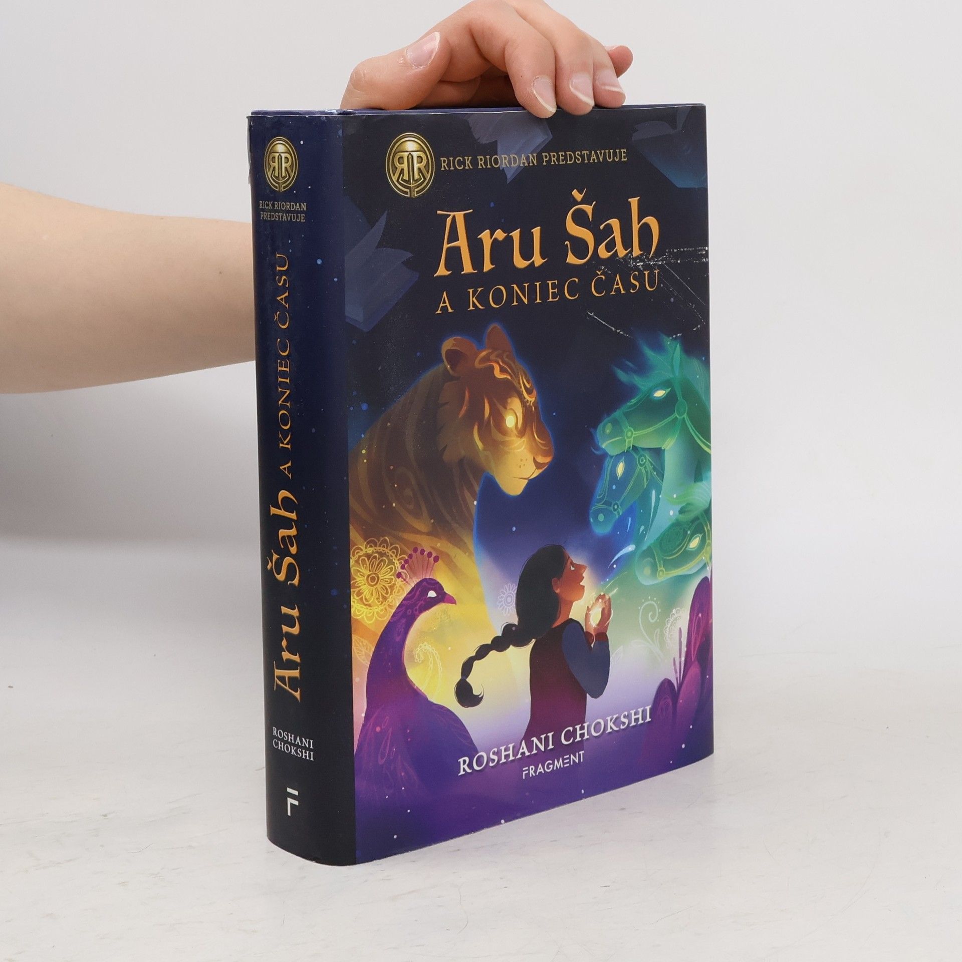 Roshani Chokshi Aru Šah a koniec času