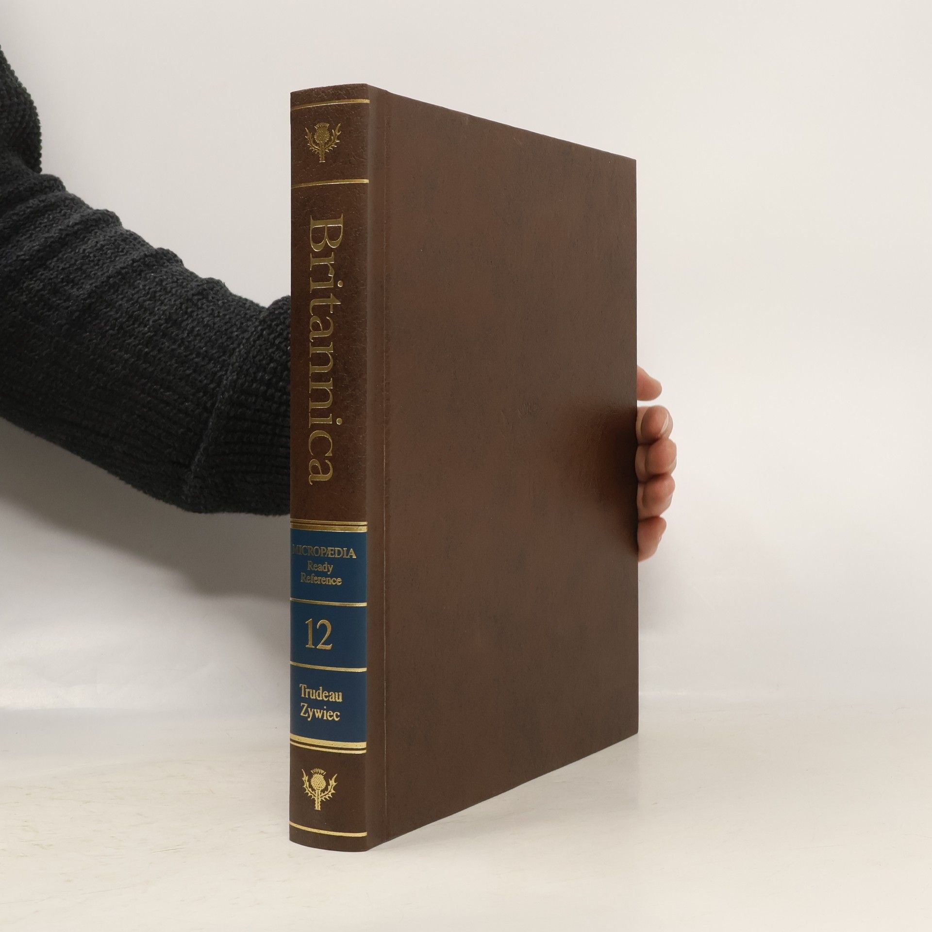 AA.VV. The New Encyclopædia Britannica. 12