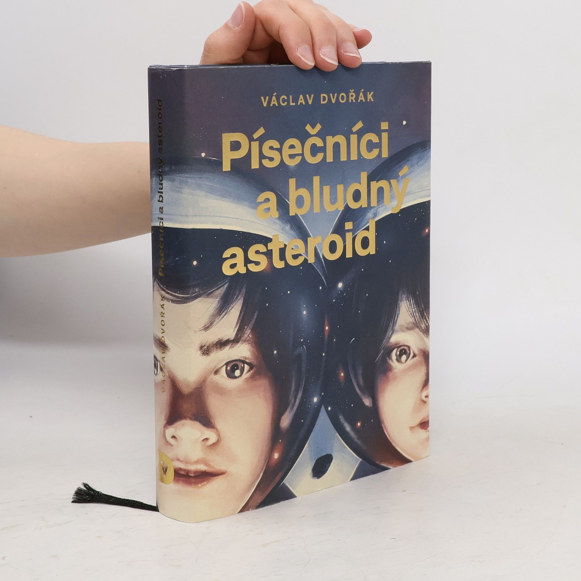 Václav Dvořák Písečníci a bludný asteroid