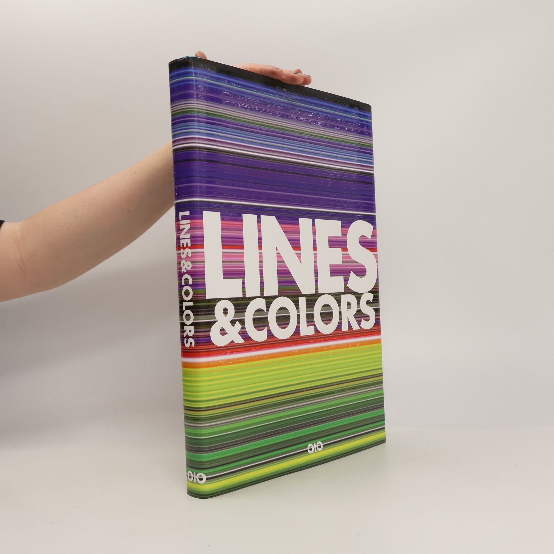 An Idiot Lines & colors