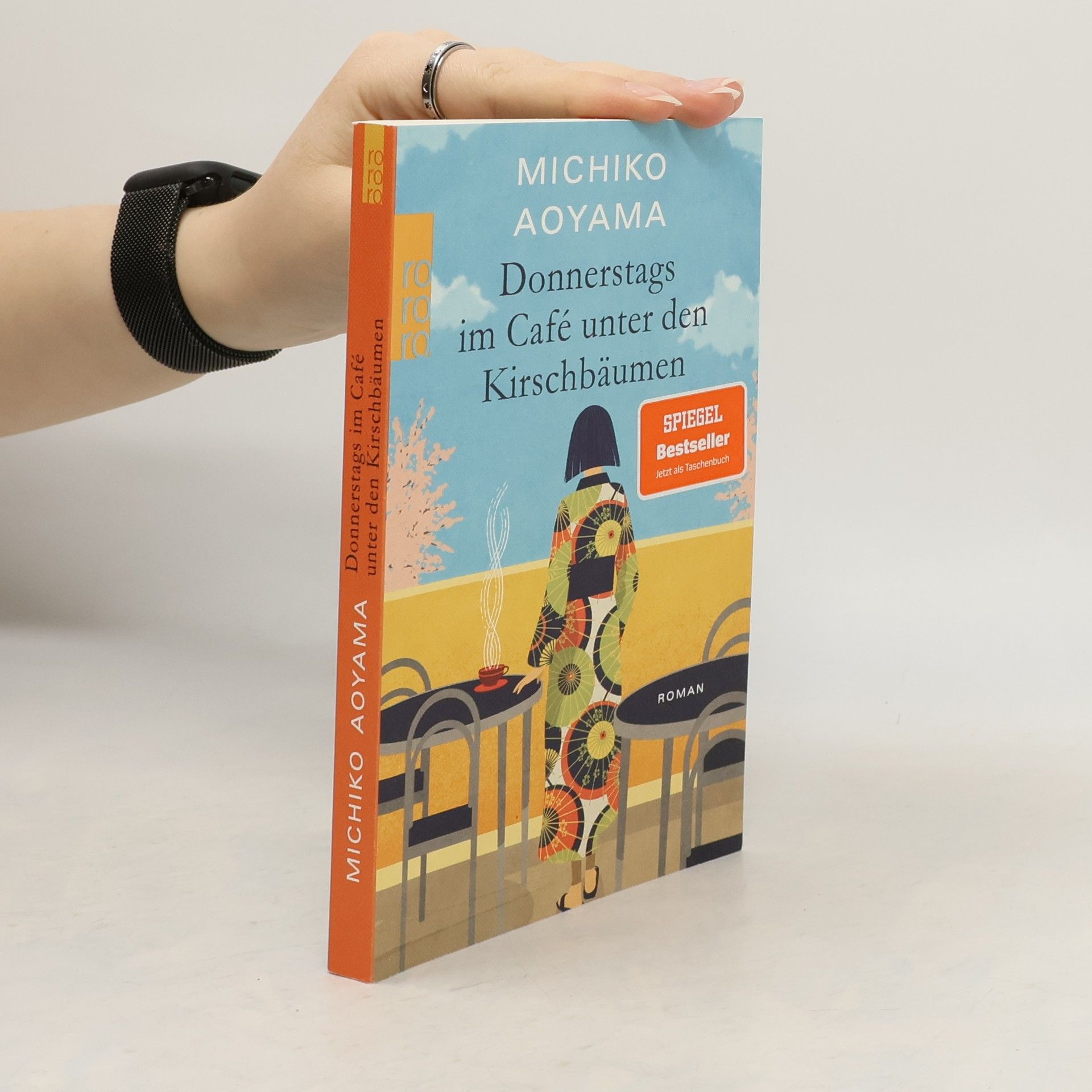 Michiko Aoyama Donnerstags im Café unter den Kirschbäumen