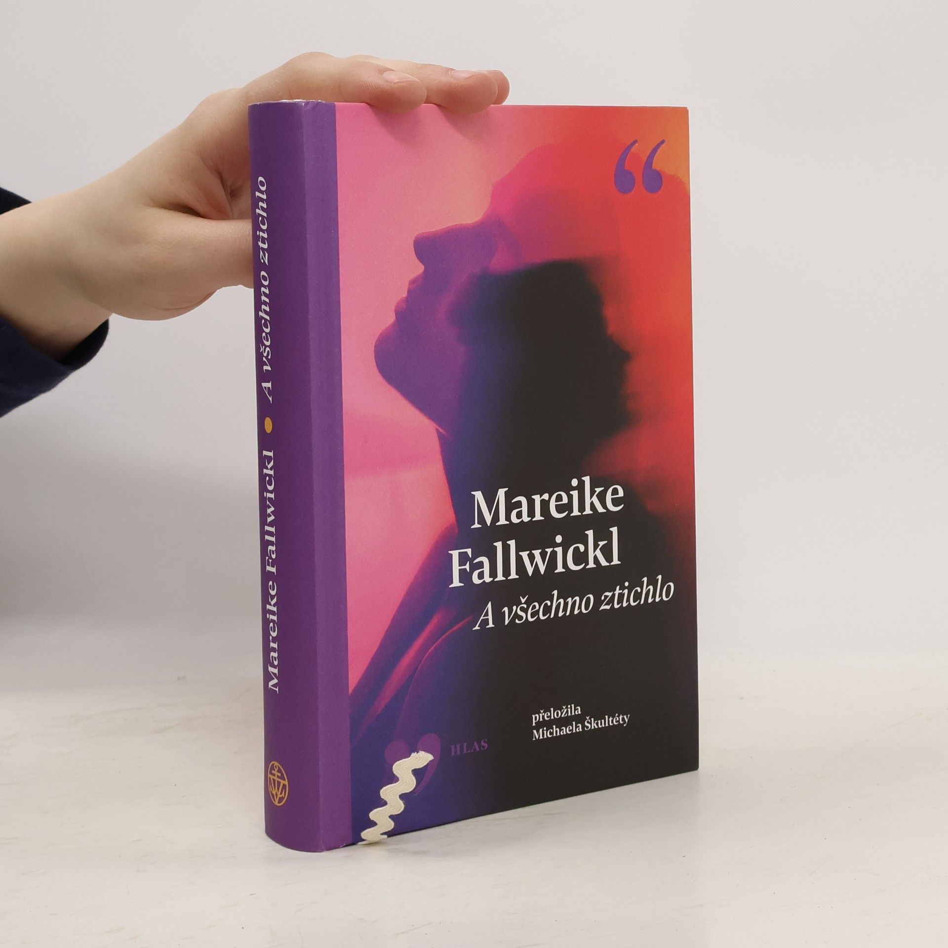 Mareike Fallwickl A všechno ztichlo