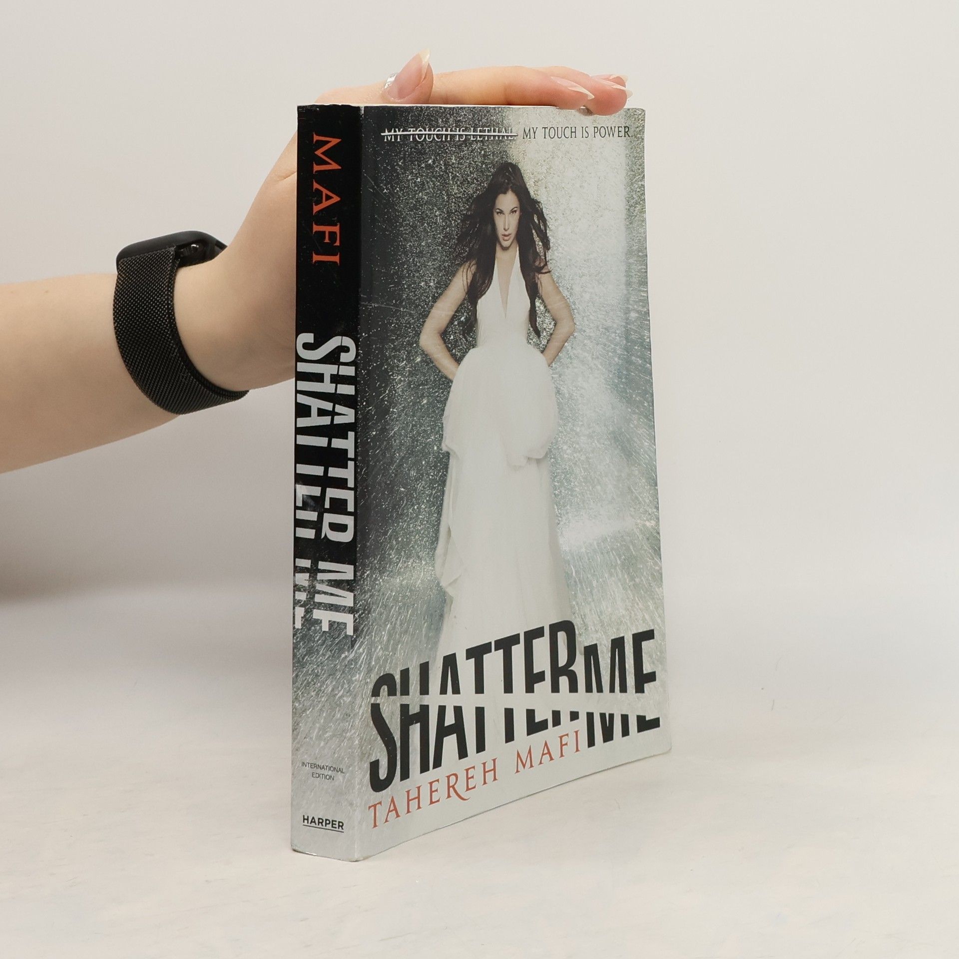 Tahereh Mafi Shatter Me
