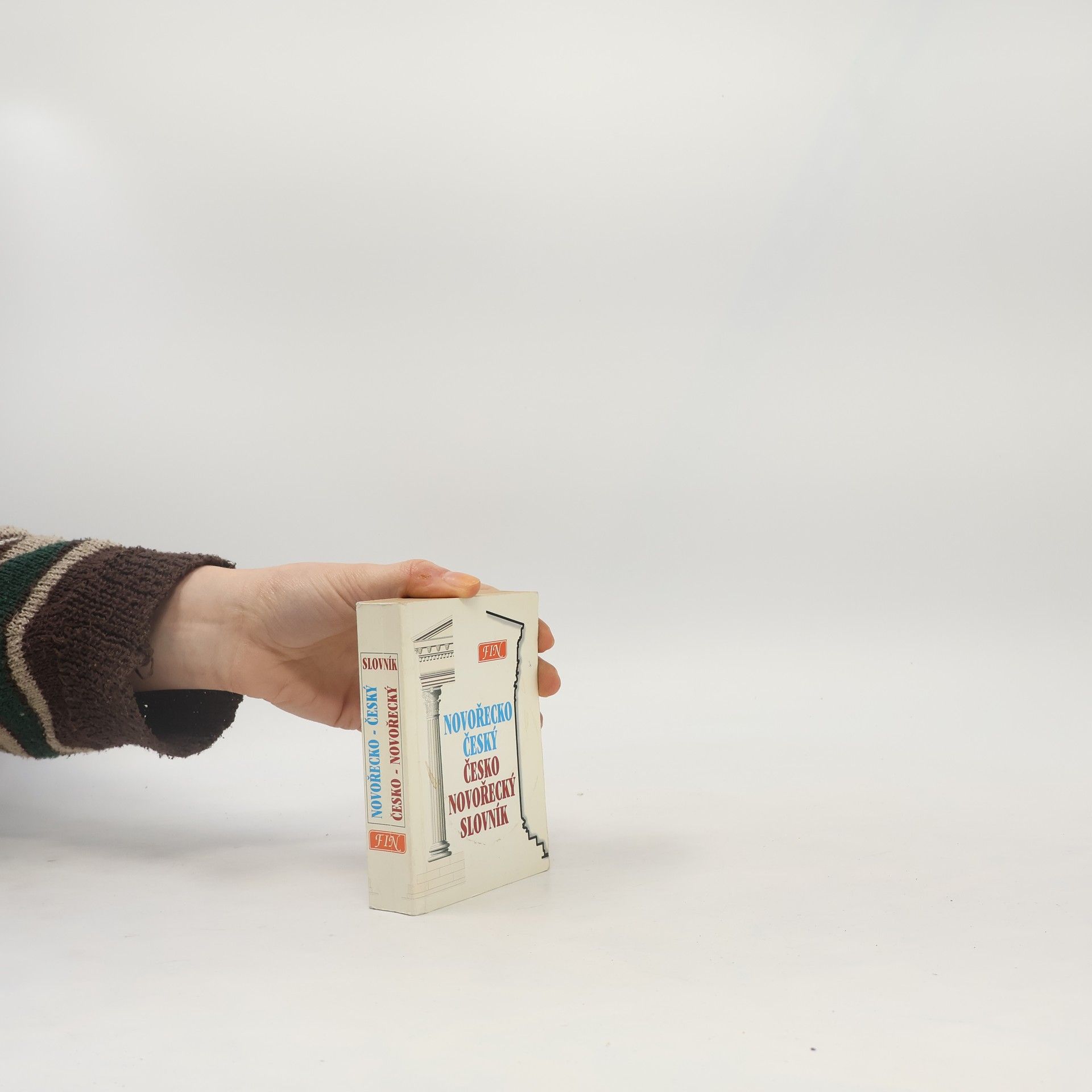 Various authors Novořecko-český, česko-novořecký slovník
