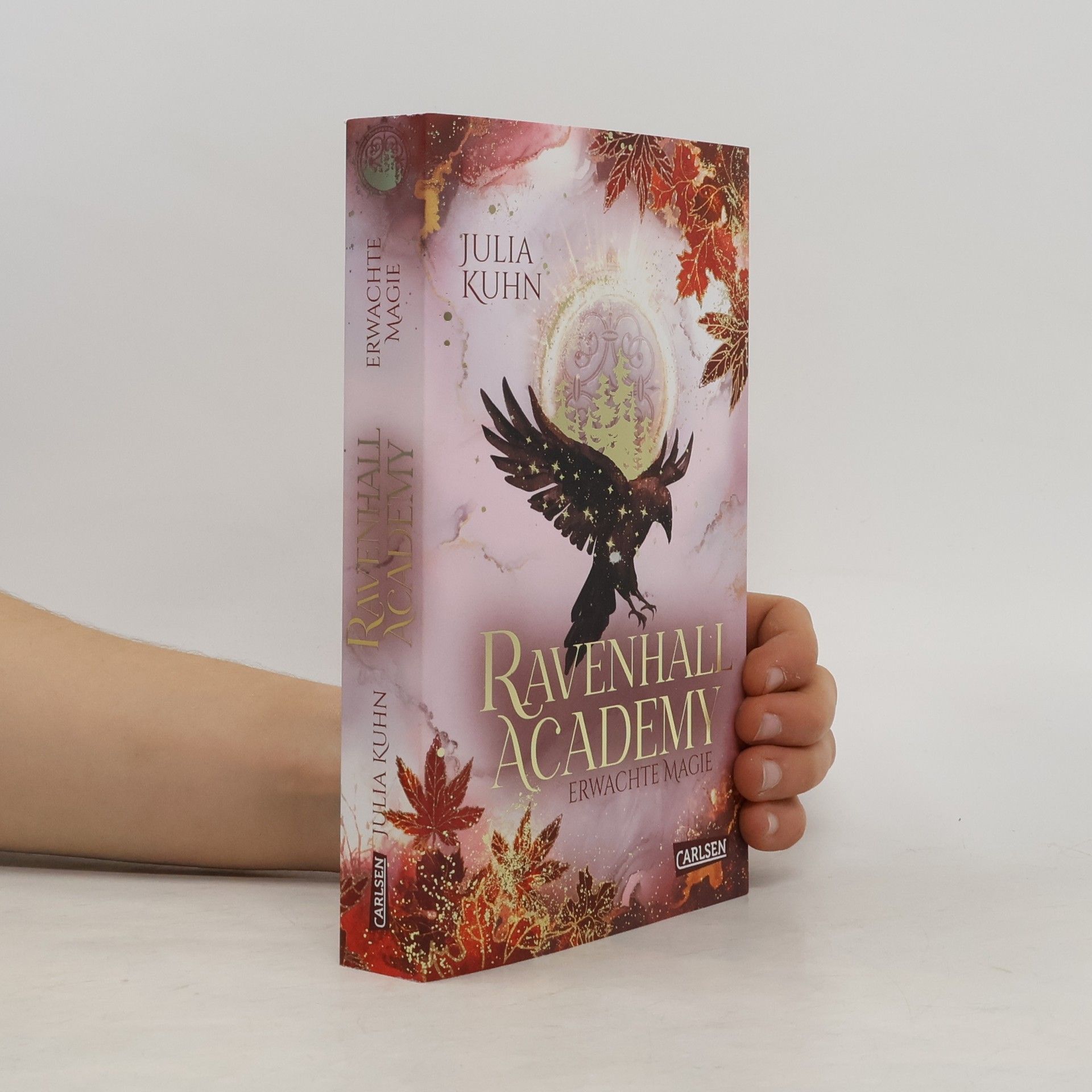 Julia Kuhn Ravenhall Academy 2: Erwachte Magie