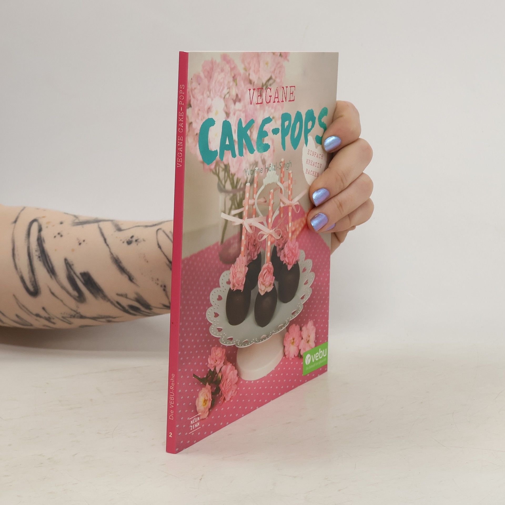 Yvonne Hölzl-Singh Vegane Cake-Pops