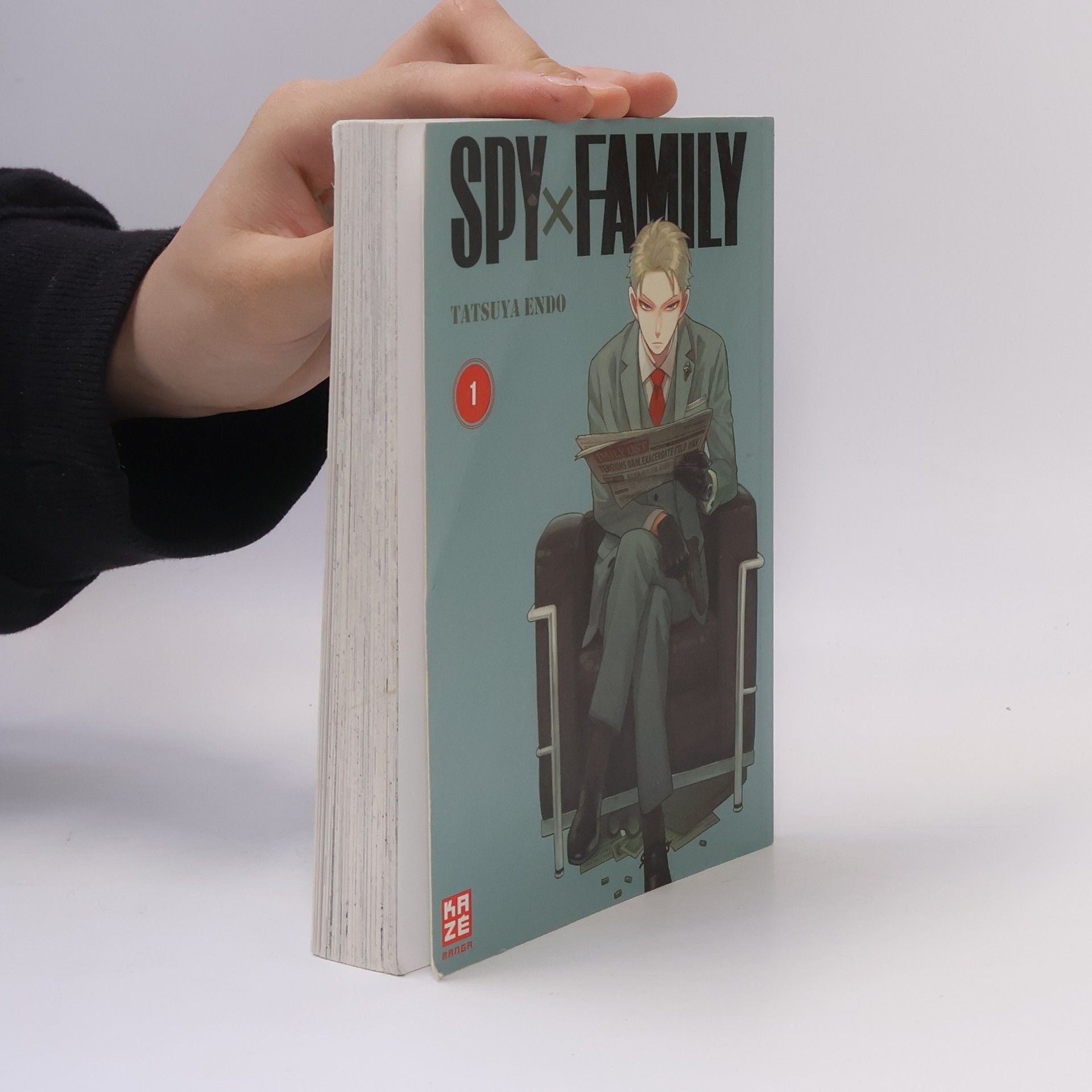 Tacuja Endó Spy x Family 1