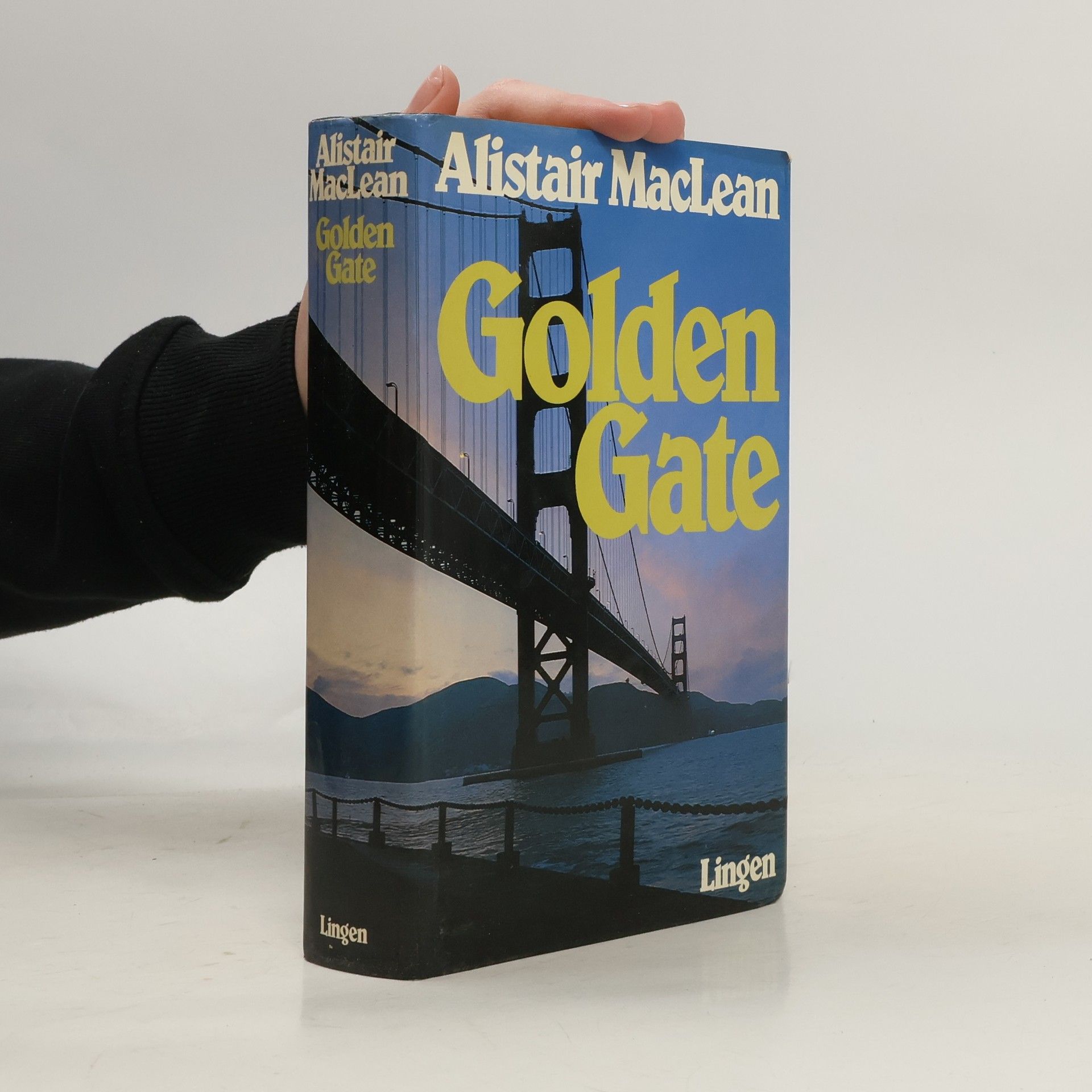 Alistair MacLean Golden Gate