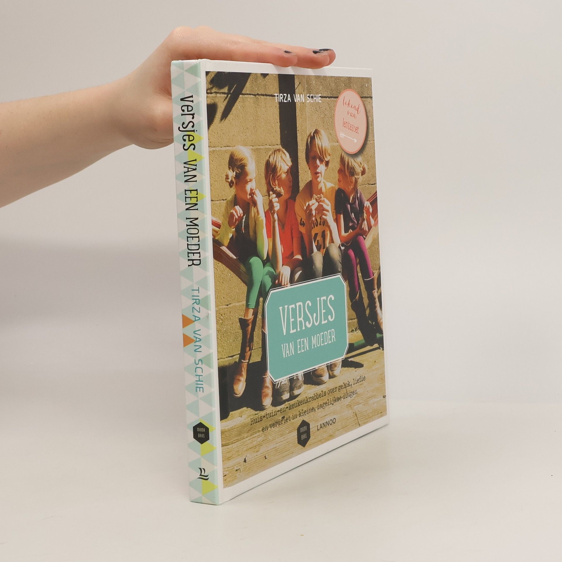 Tirza van Schie Versjes van een moeder