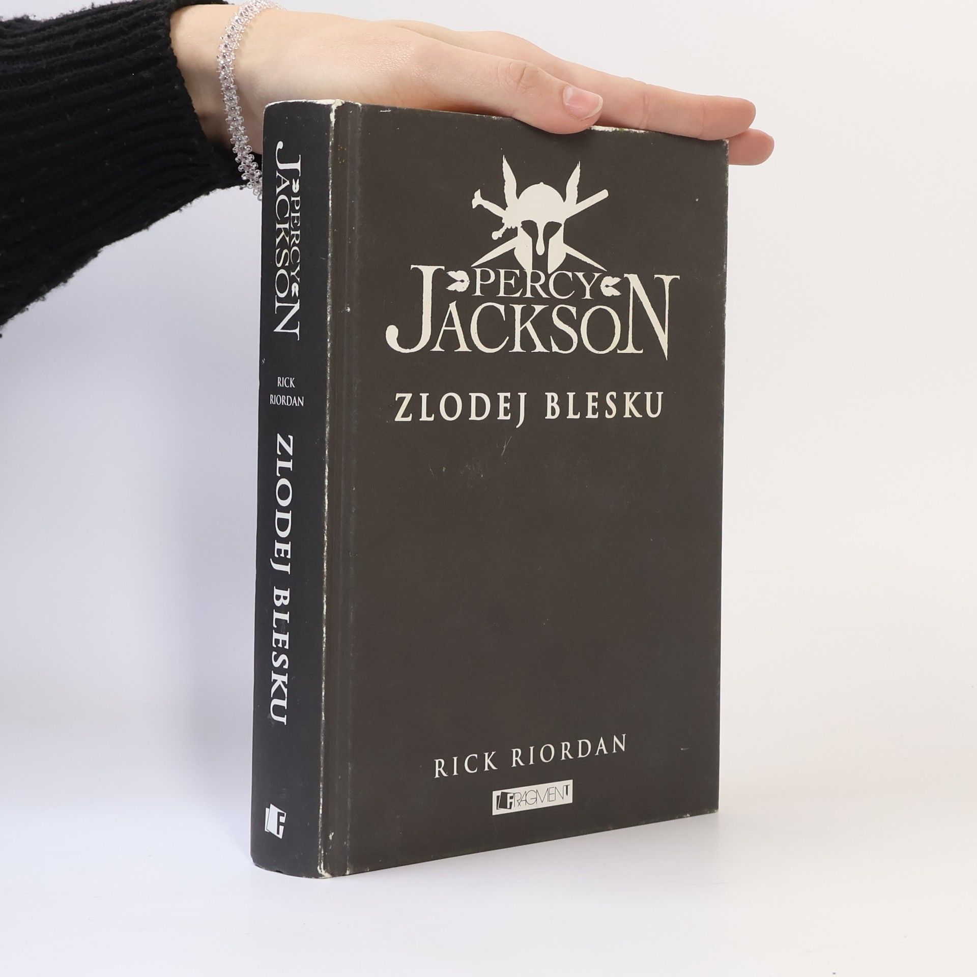 Rick Riordan Percy Jackson. Zlodej blesku