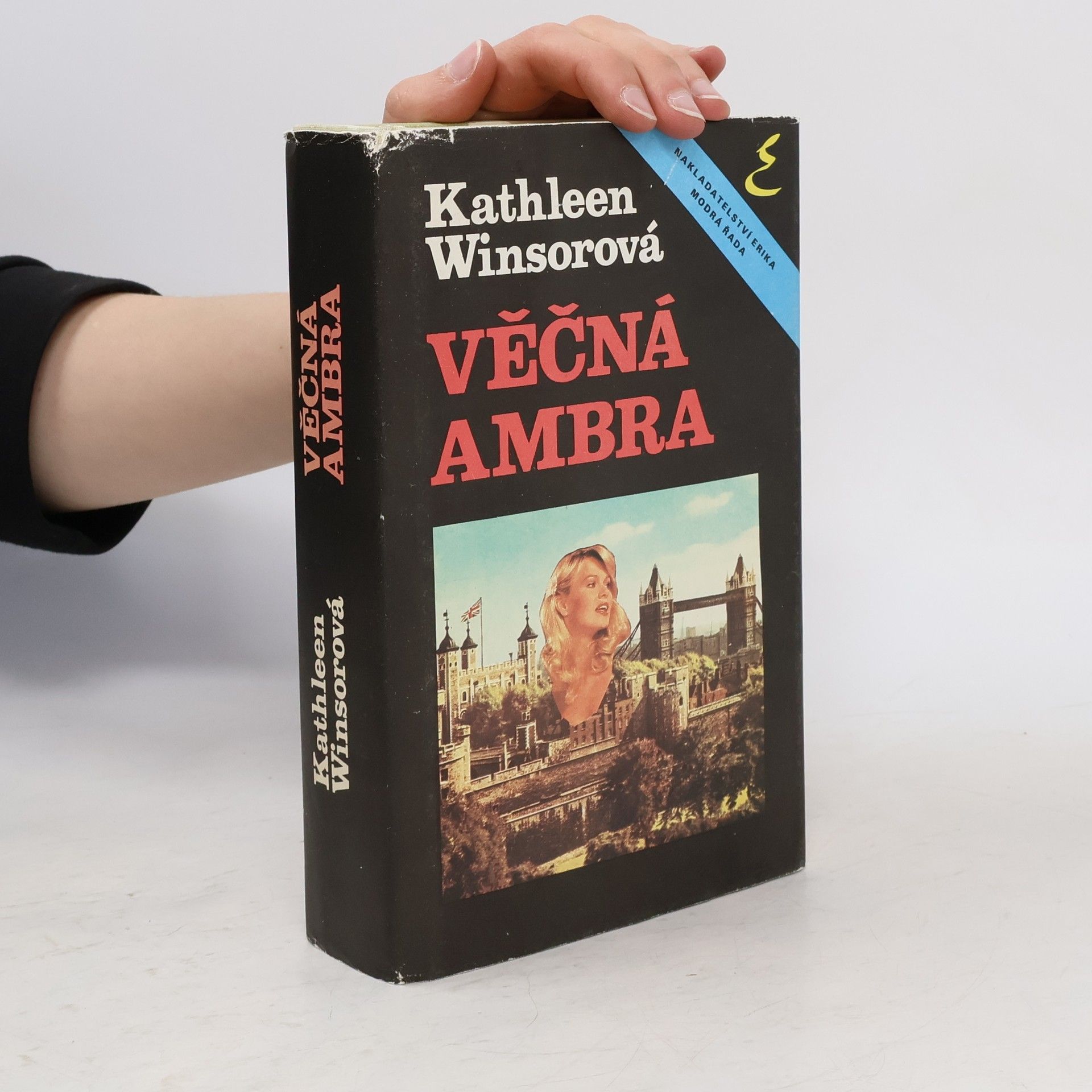 Kathleen Winsor Věčná Ambra