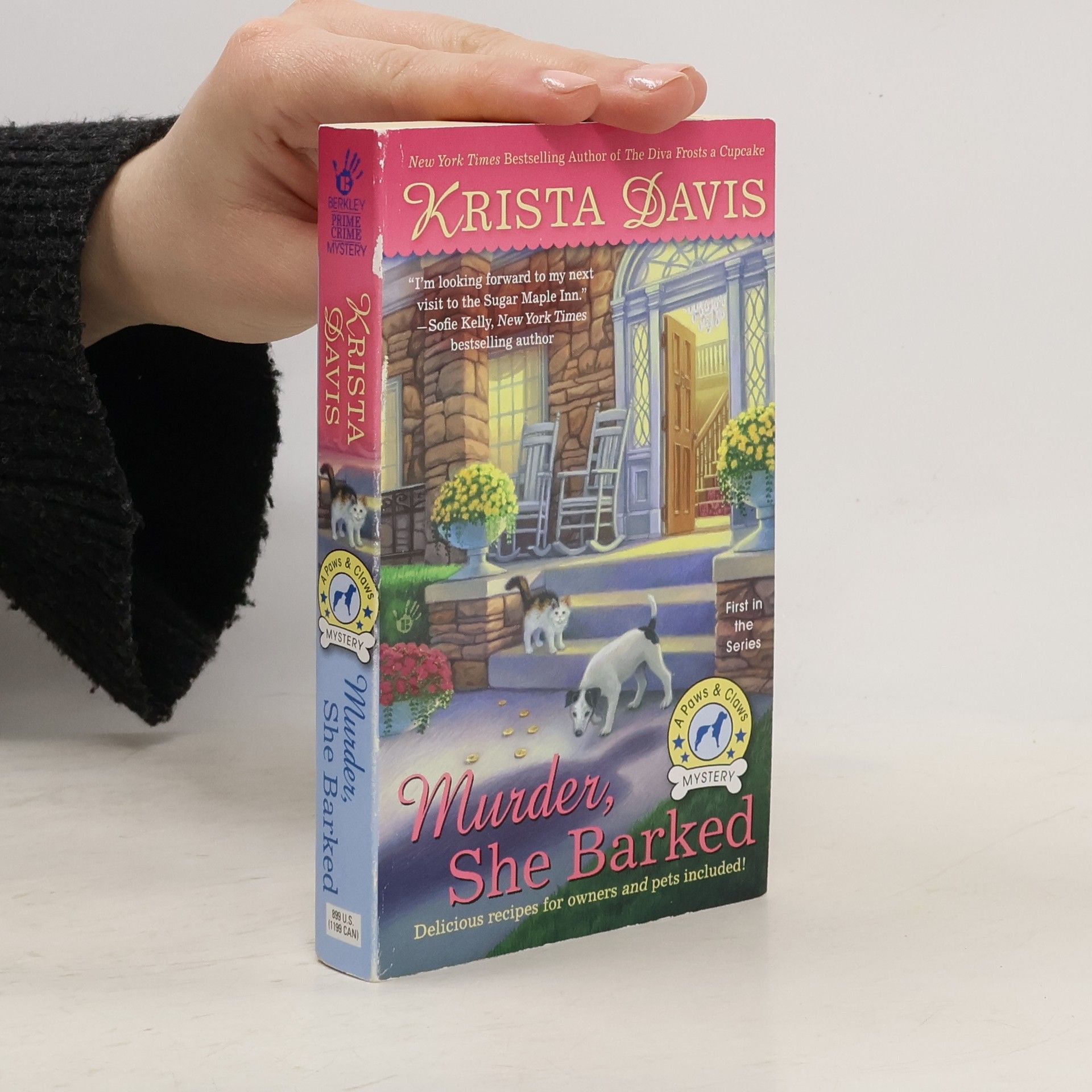 Krista Davis Murder, She Barked