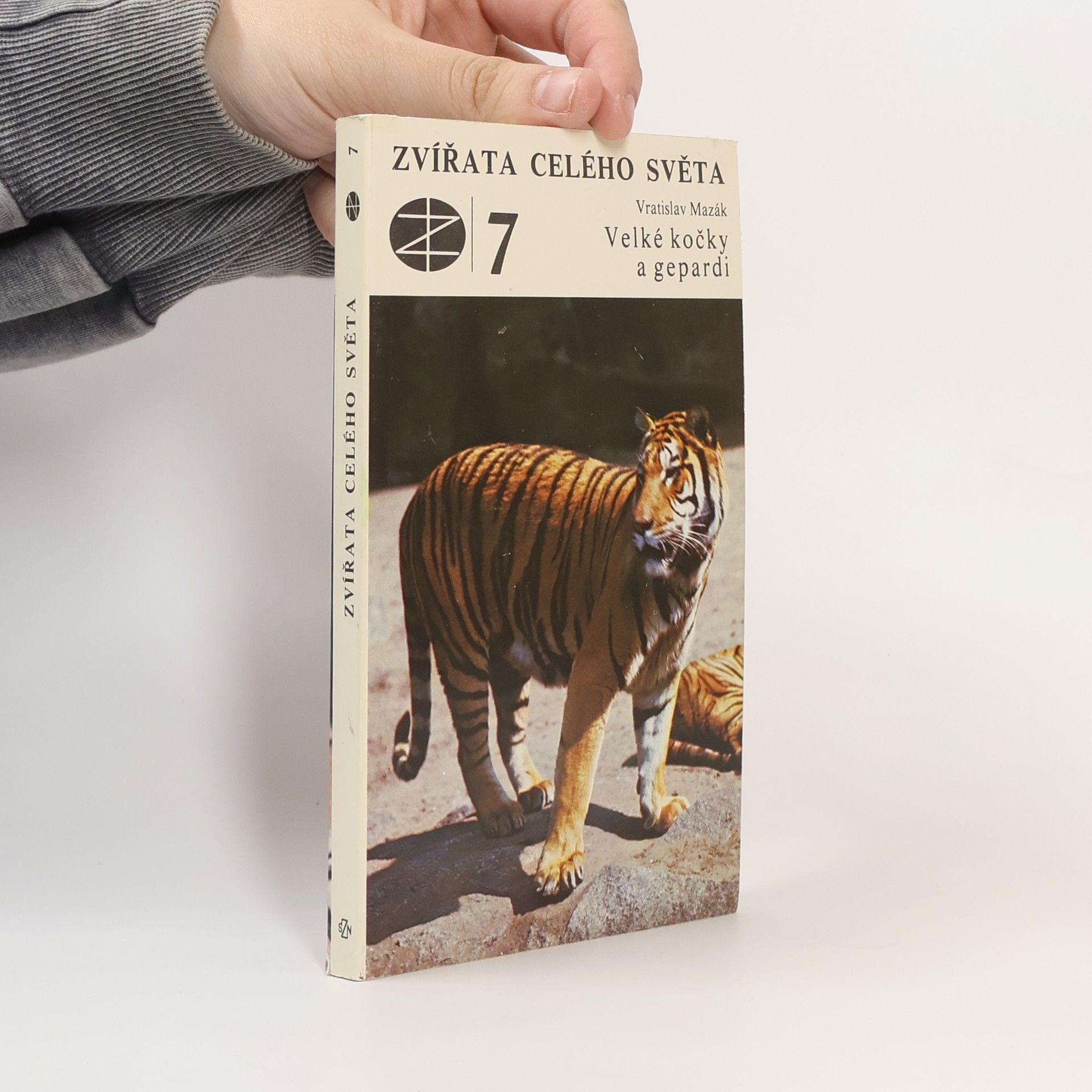 Vratislav Mazák Zvířata celého světa 7. Velké kočky a gepardi