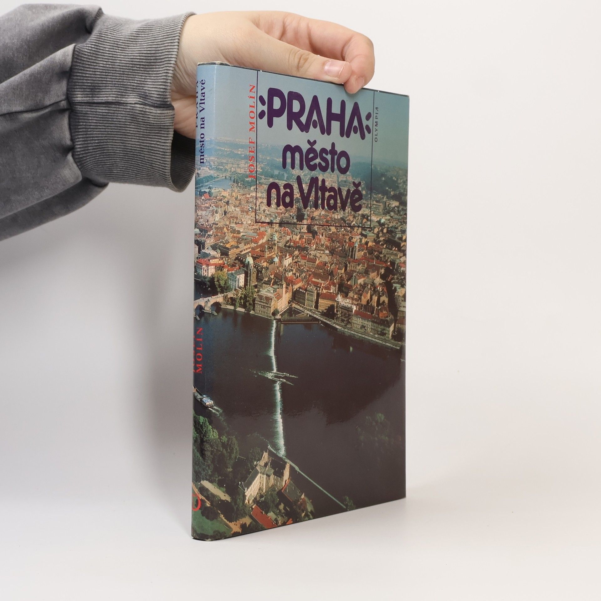 Josef Molín Praha. Město na Vltavě