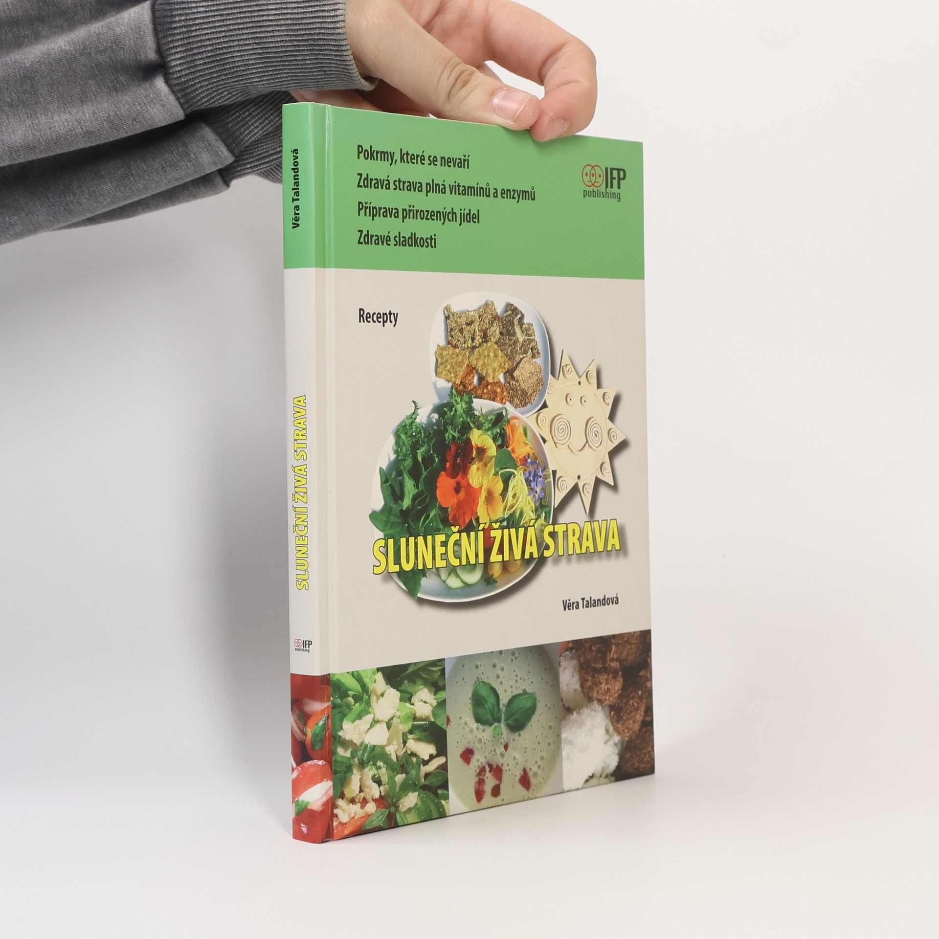 Věra Talandová Sluneční živá strava