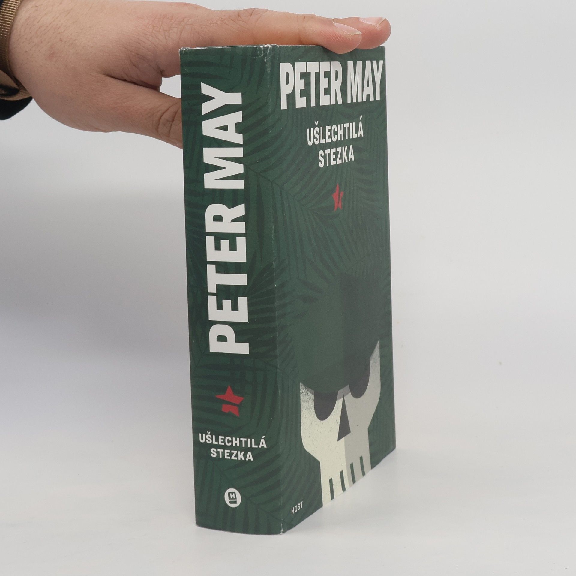 Peter May Ušlechtilá stezka