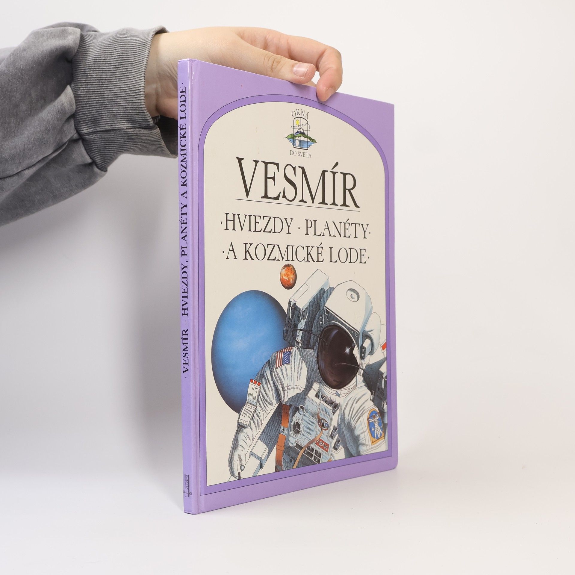 Sue Becklake Vesmír - Hviezdy, planéty a kozmické lode