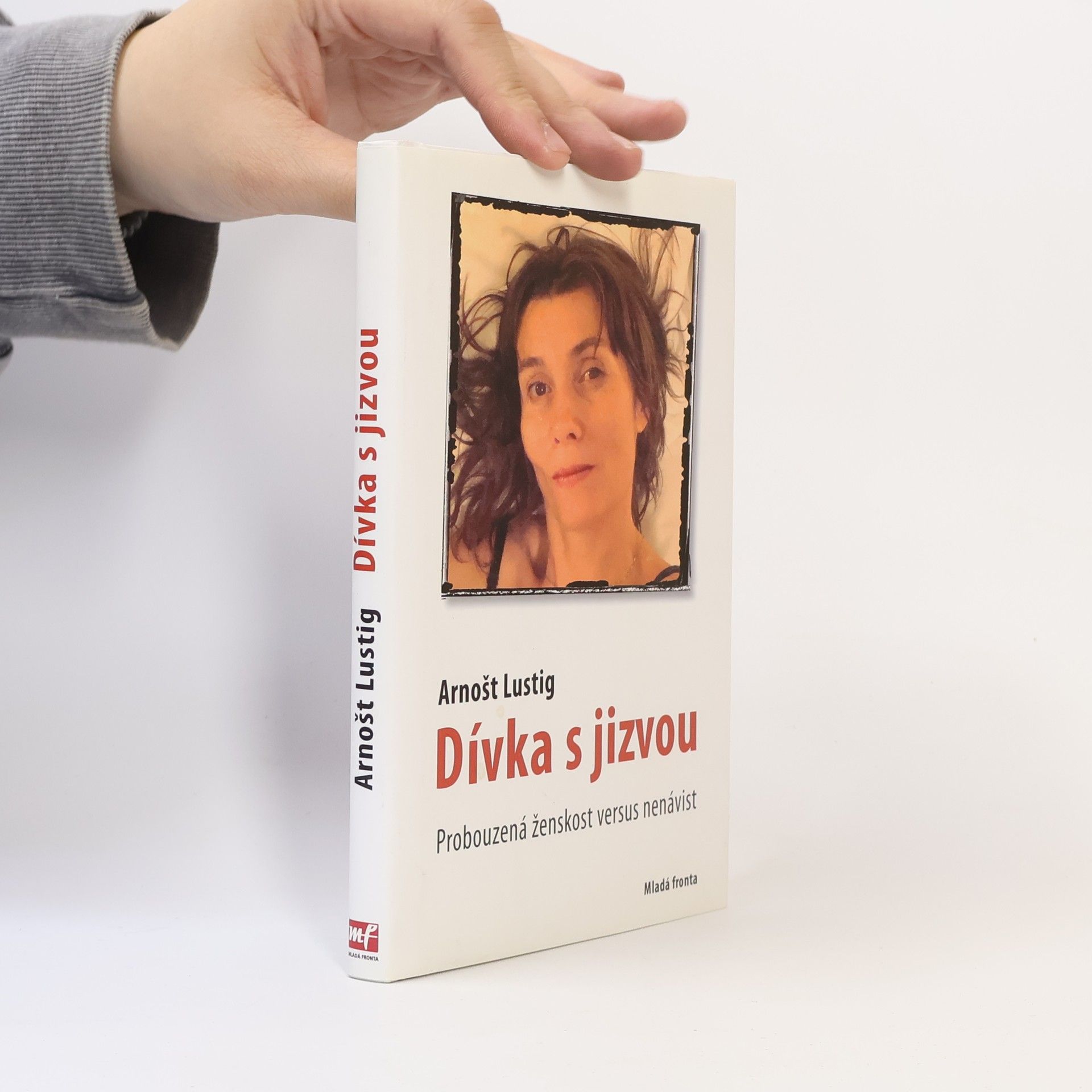 Arnošt Lustig Dívka s jizvou