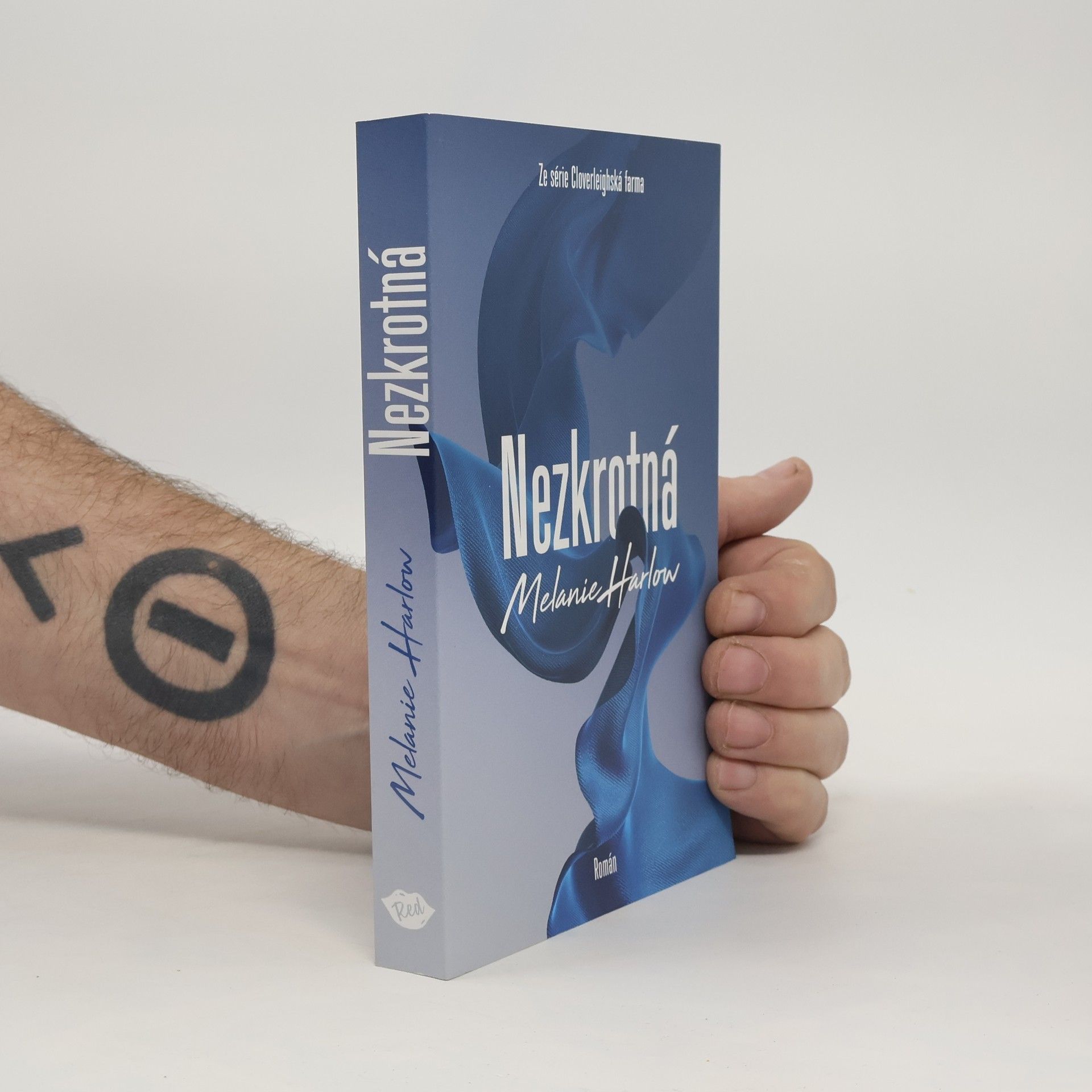 Melanie Harlow Nezkrotná