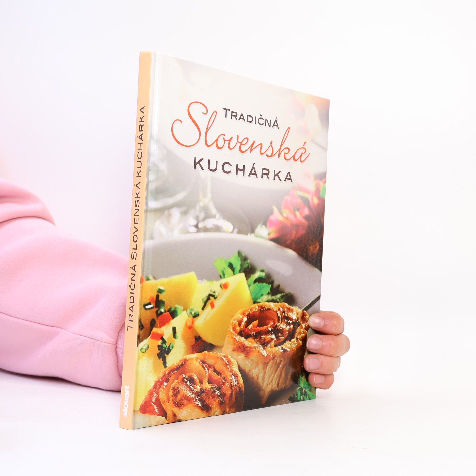 Various authors Tradičná slovenská kuchárka