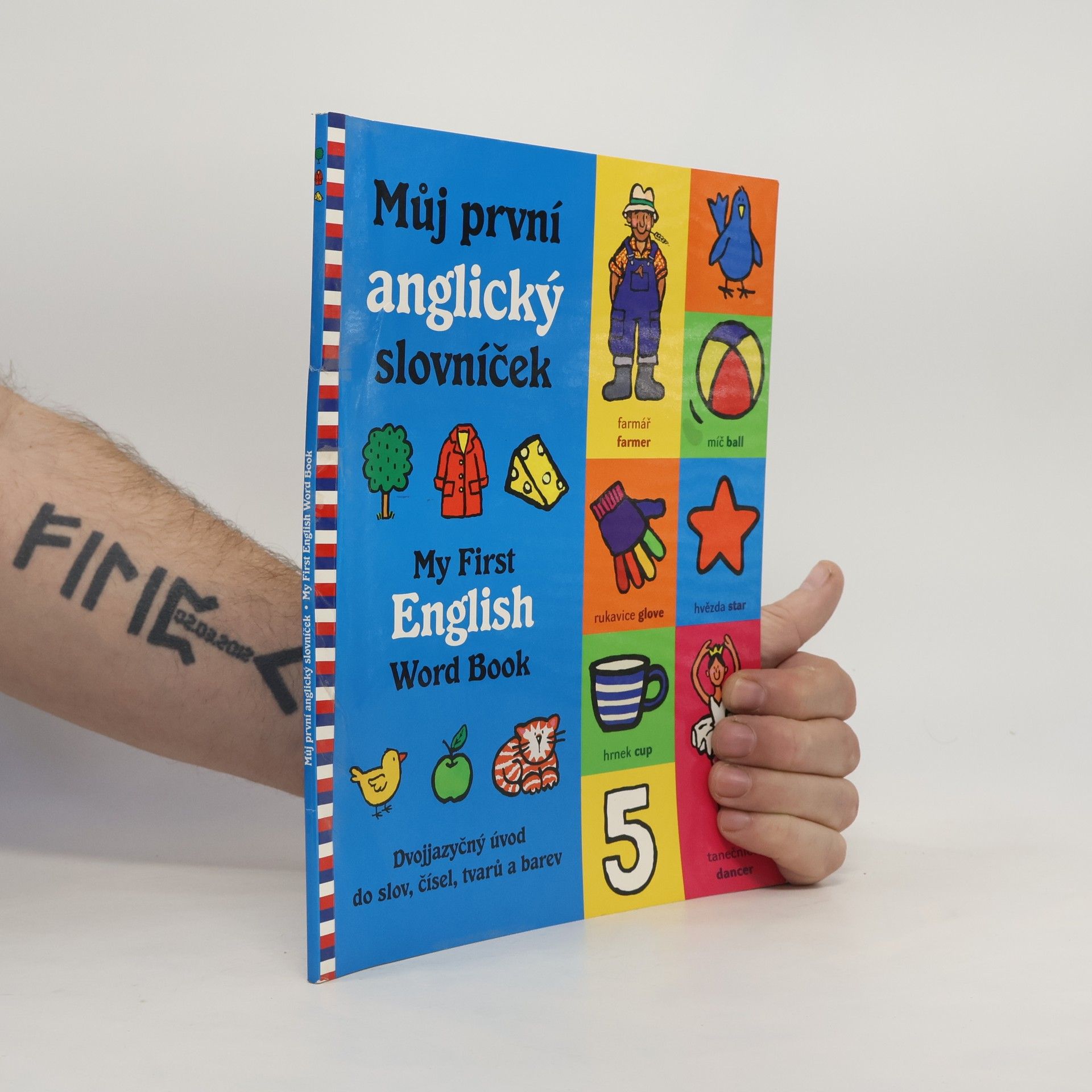 Můj první anglický slovníček = My first English word book