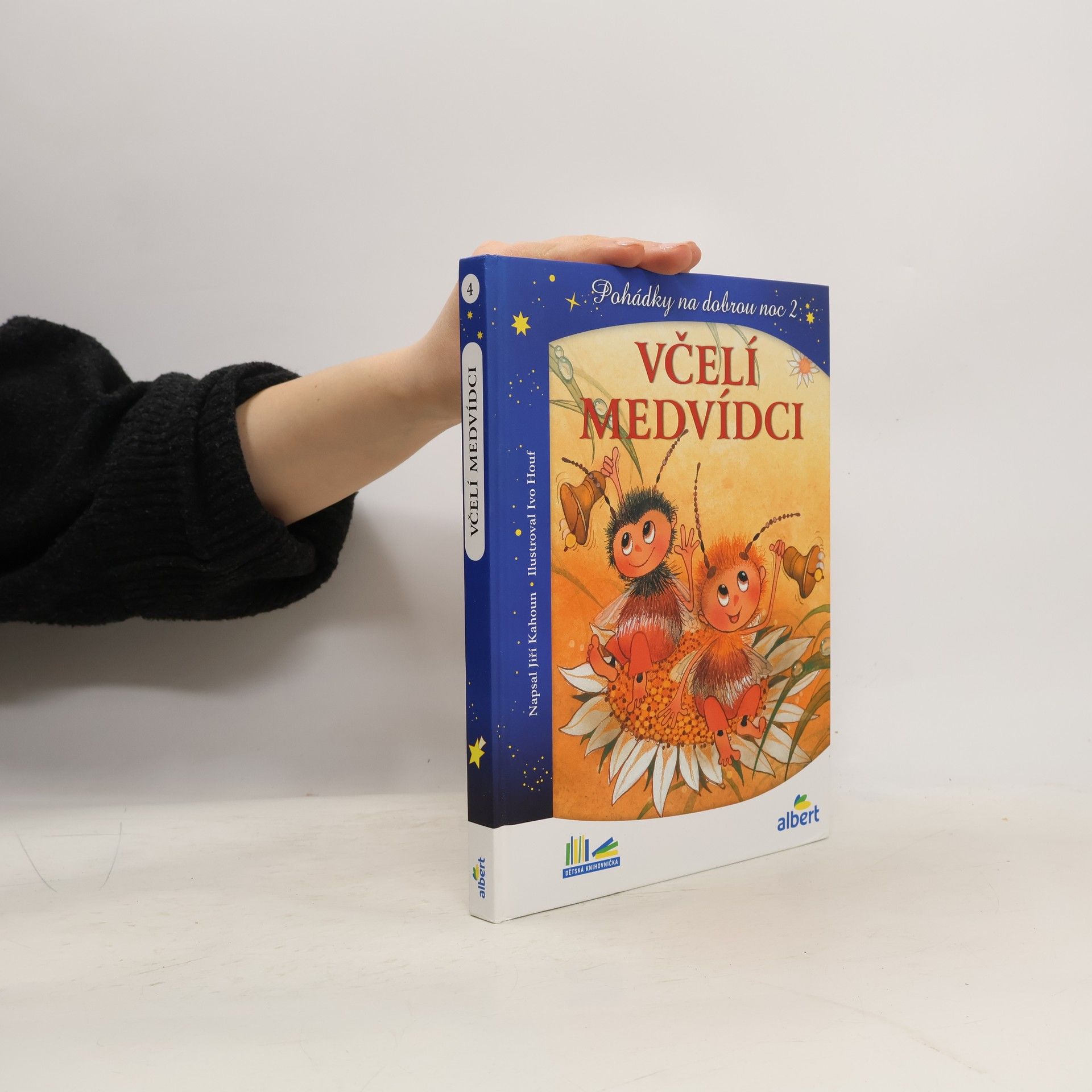 Jiří Kahoun Včelí medvídci