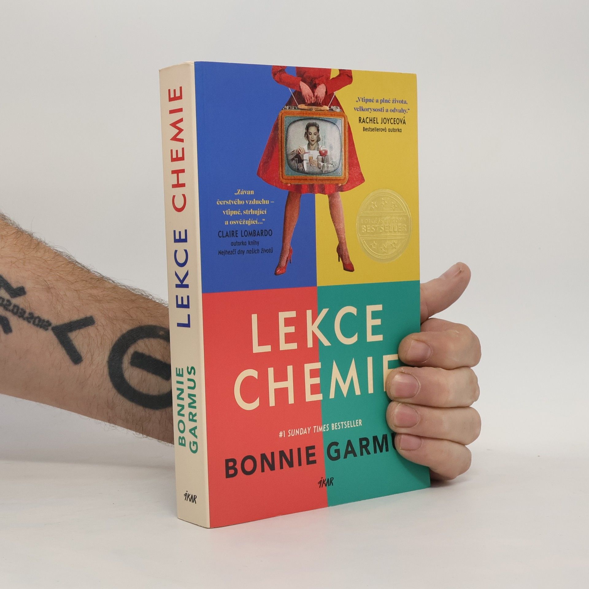 Bonnie Garmus Lekce chemie