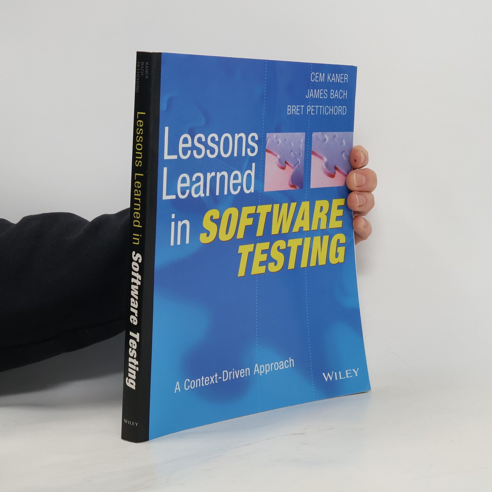 Cem Kaner Lessons learned in software testing : a context-driven approach