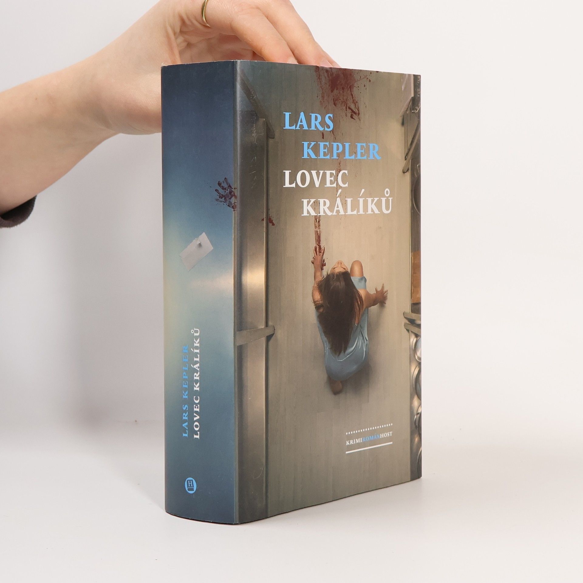 Lars Kepler Lovec králíků