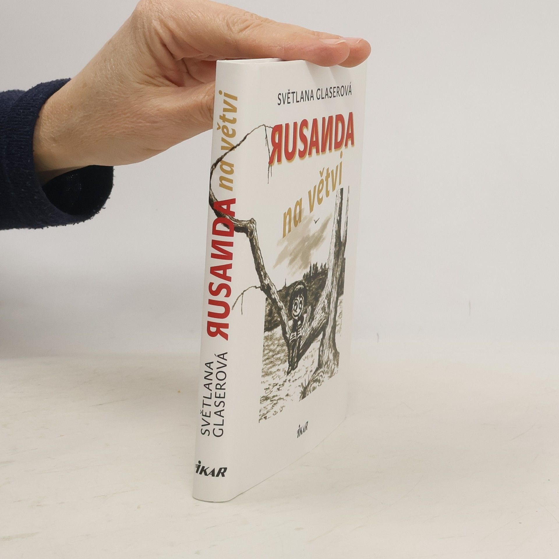 Světlana Glaserová Rusanda na větvi