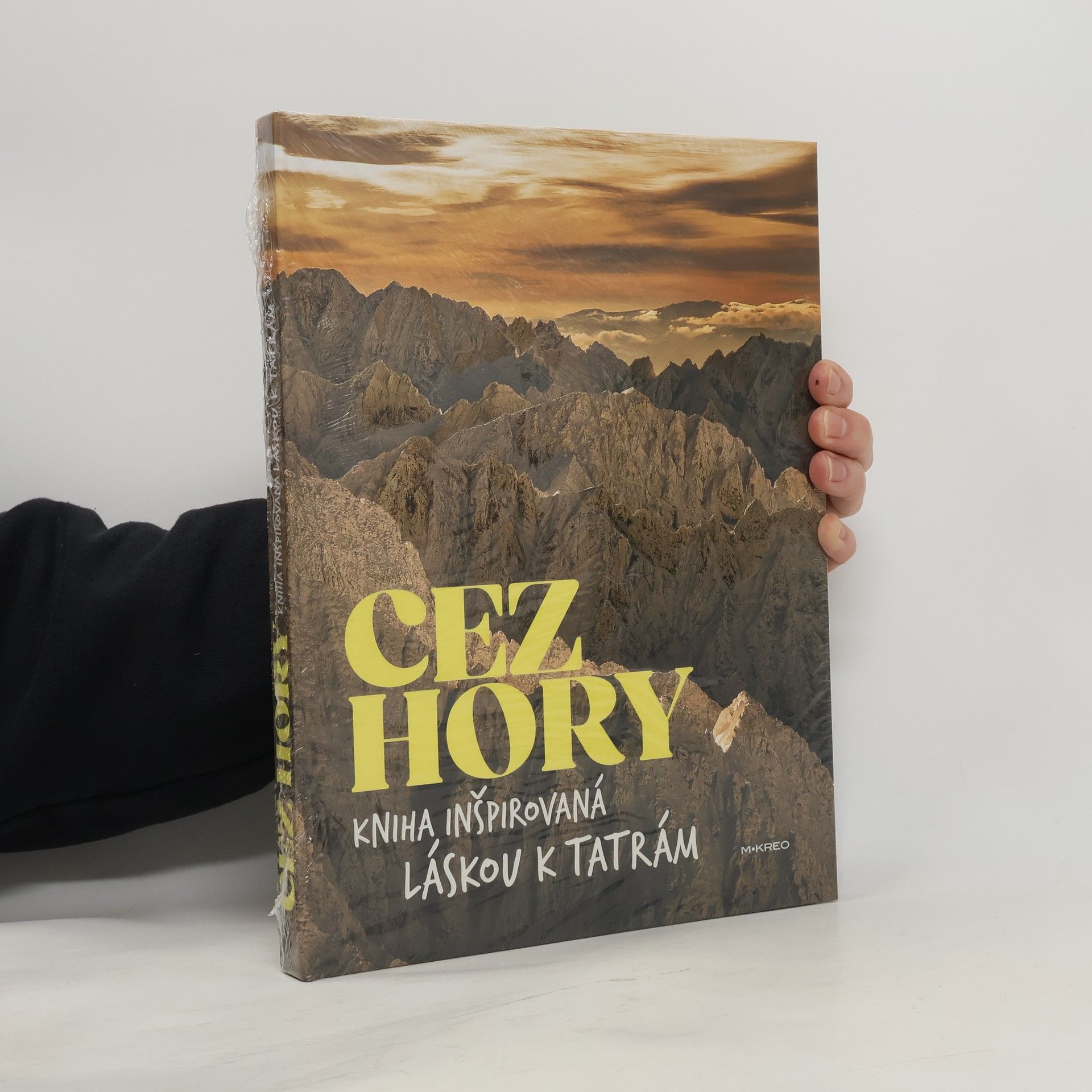 Autores varios Cez hory