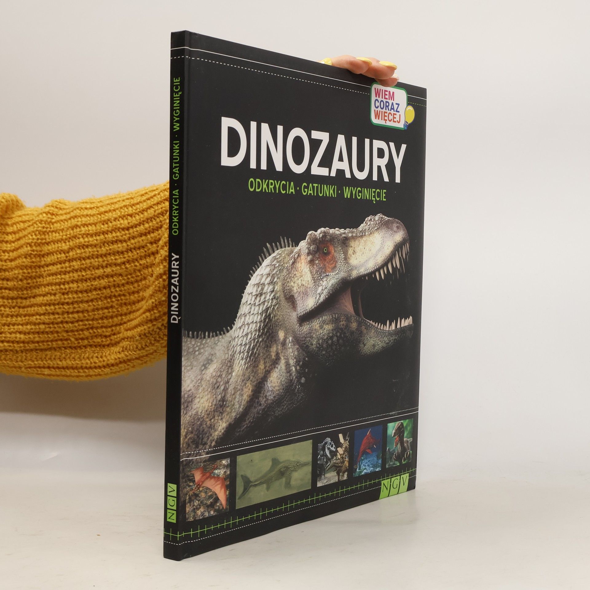 Collectif d'auteurs Dinozaury