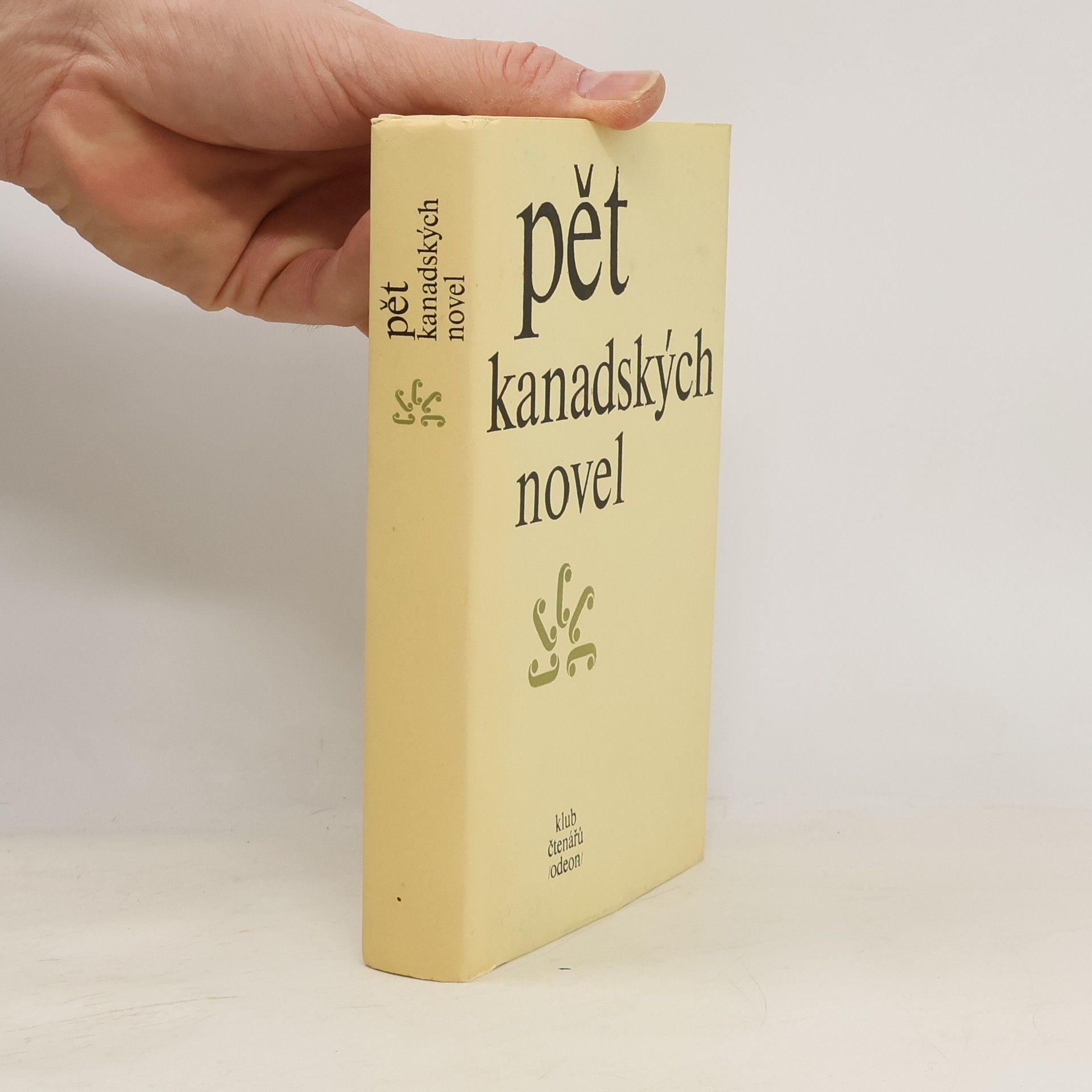 Pět kanadských novel