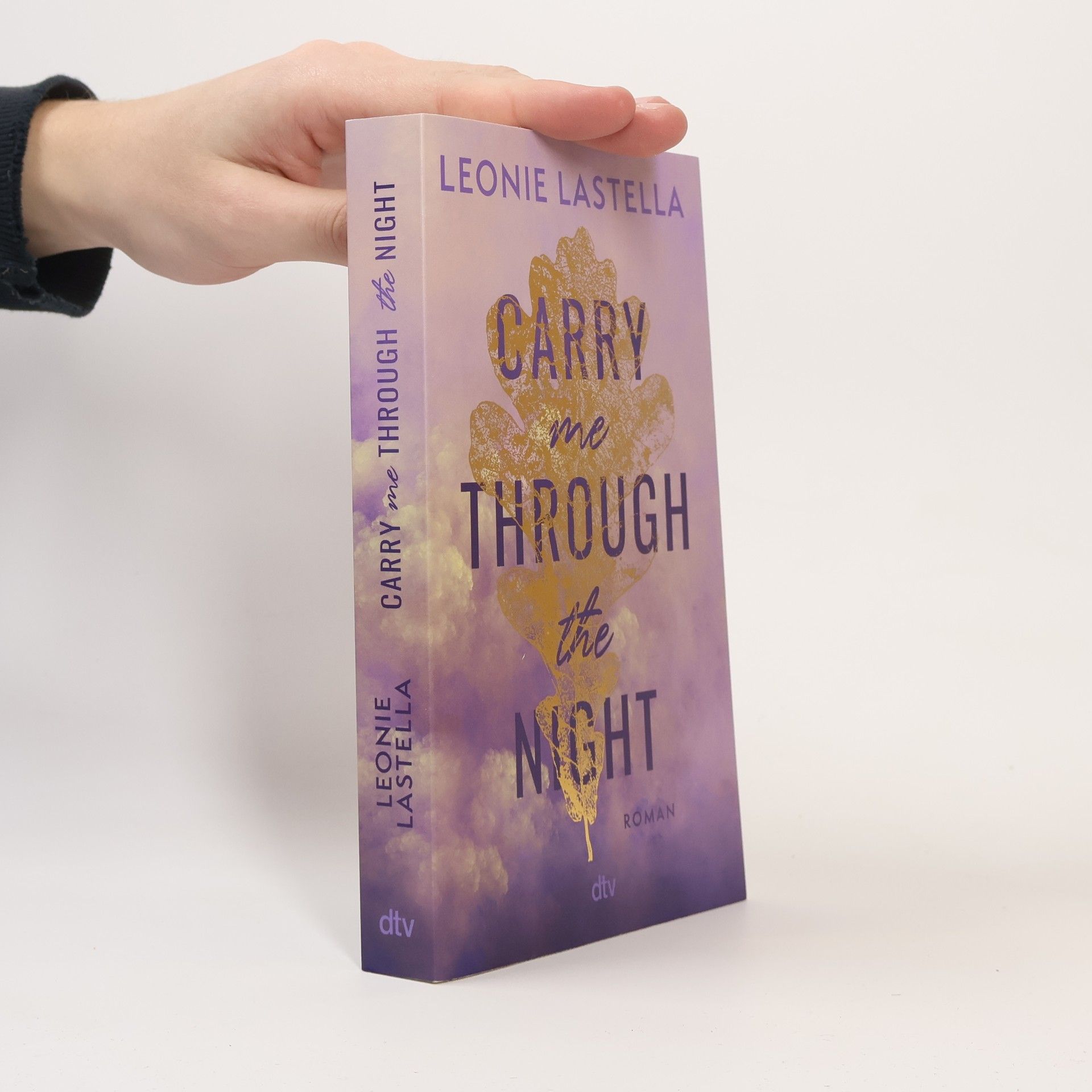 Leonie Lastella Carry me through the night