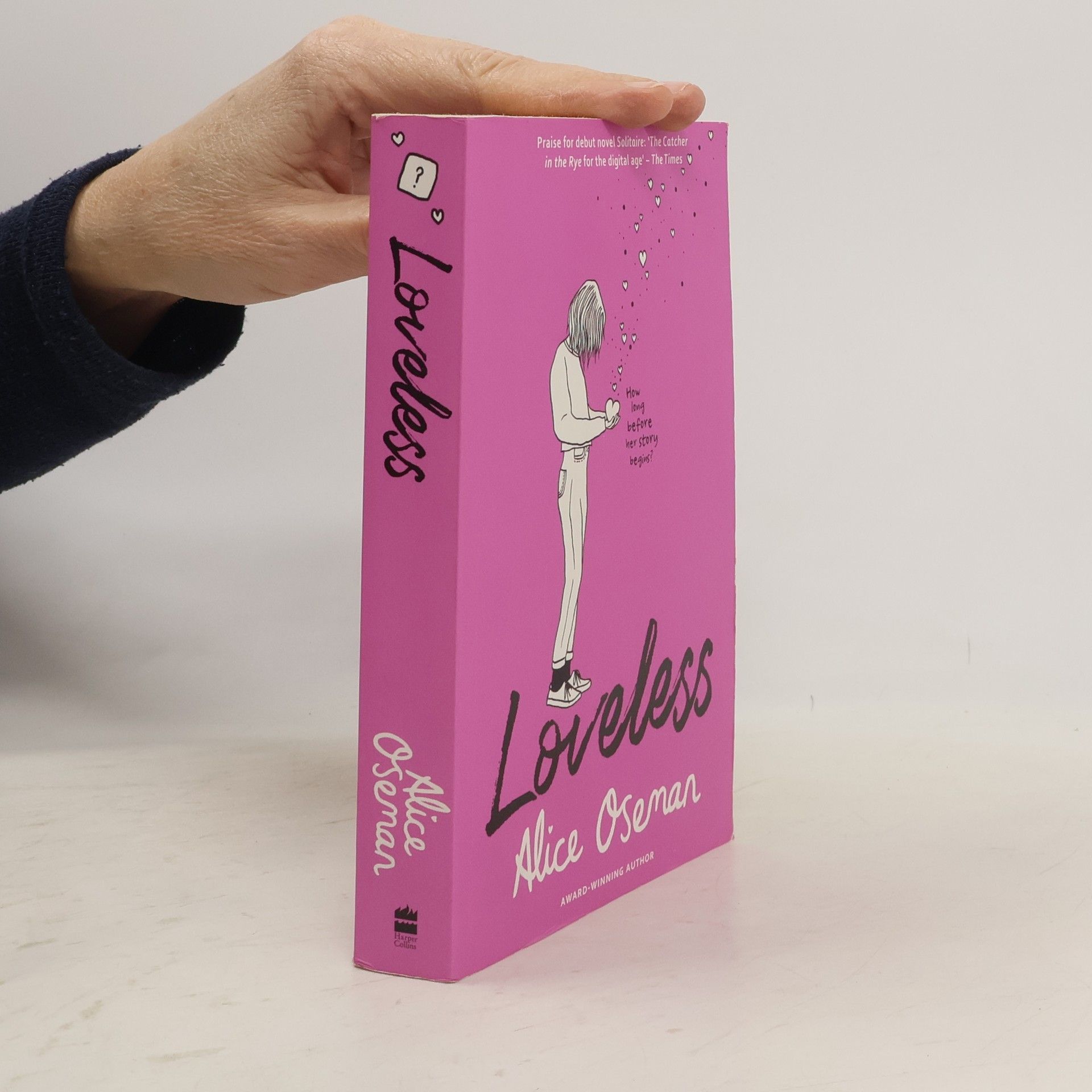 Alice Oseman Loveless