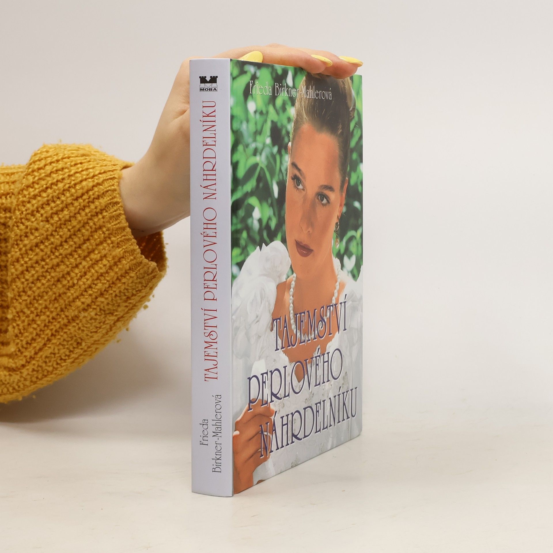 Friede Birkner Tajemství perlového náhrdelníku