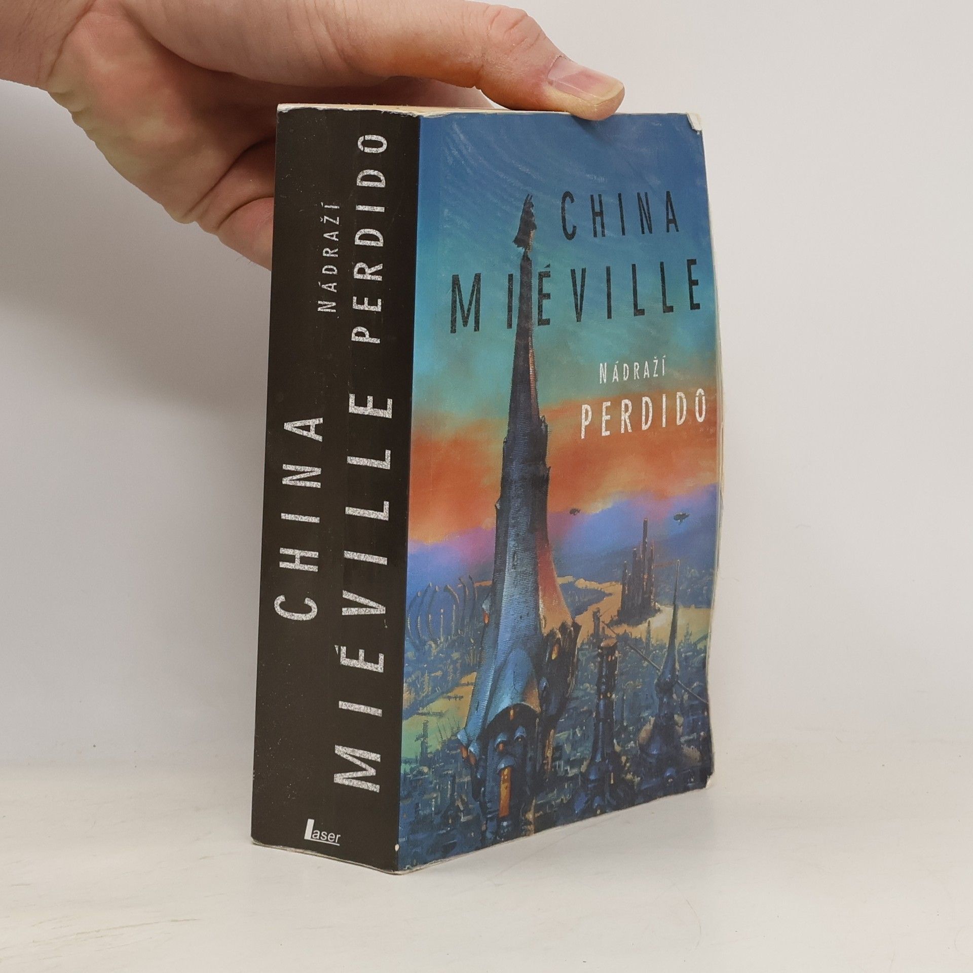 China Miéville Nádraží Perdido