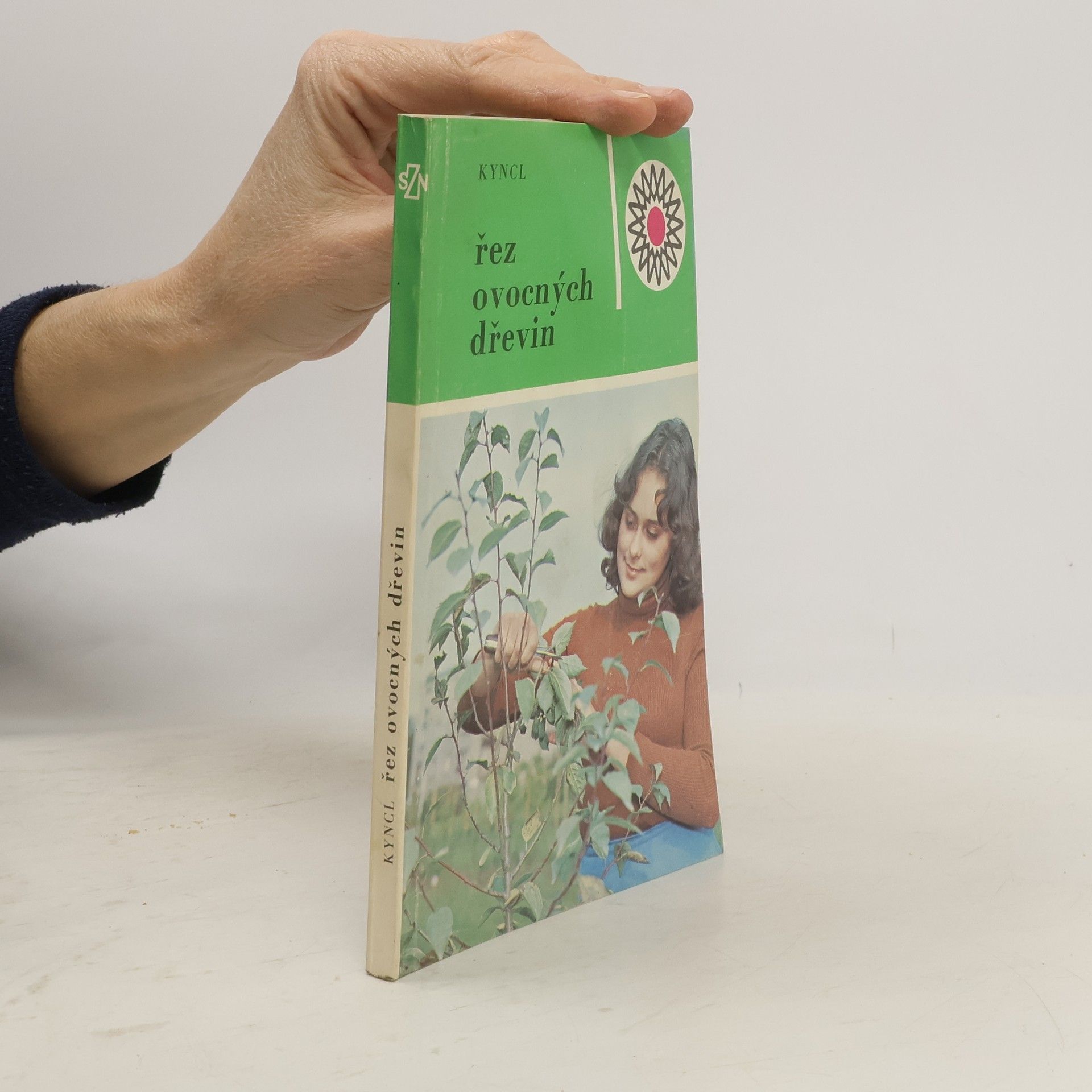 František Kyncl Řez ovocných dřevin