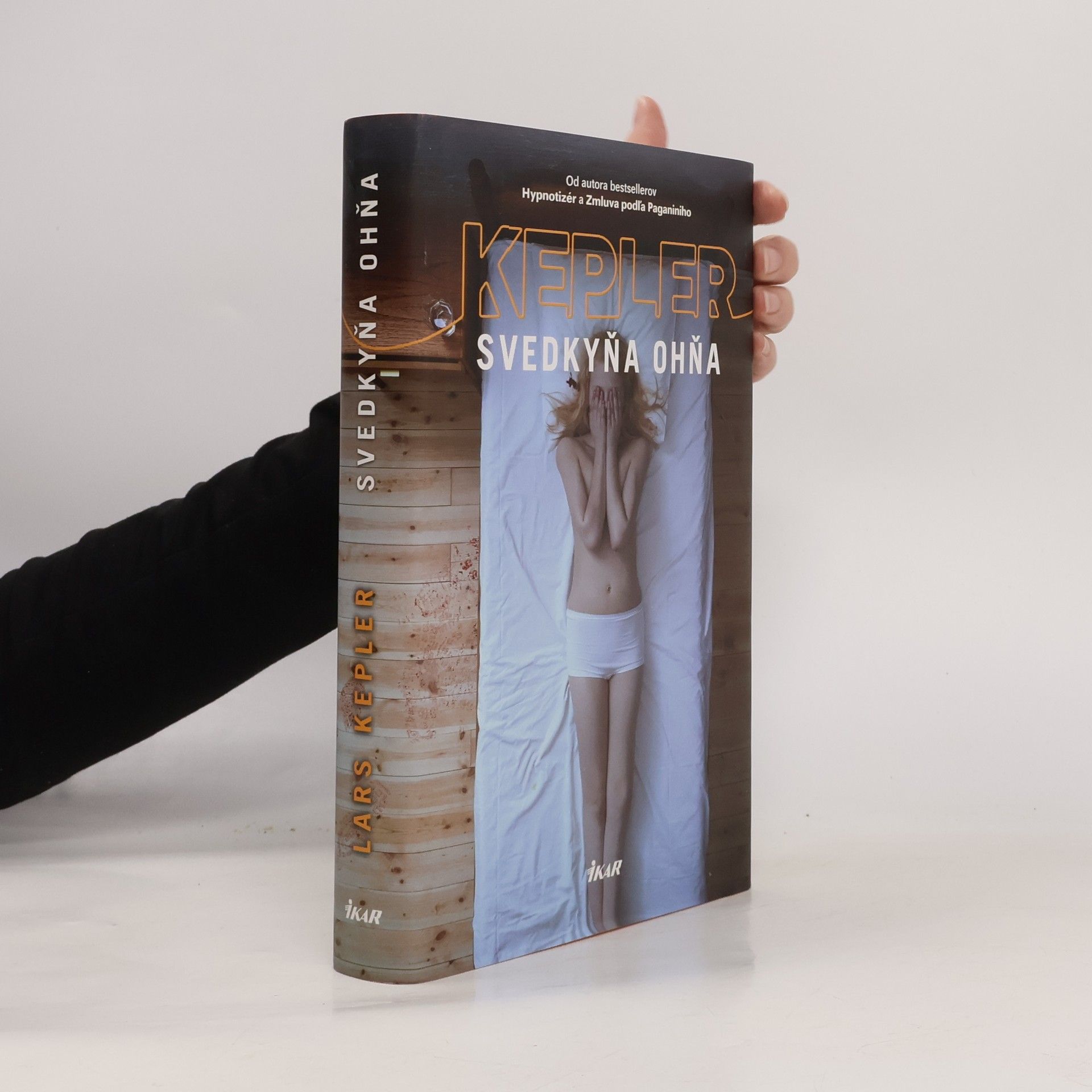 Lars Kepler Svedkyňa ohňa