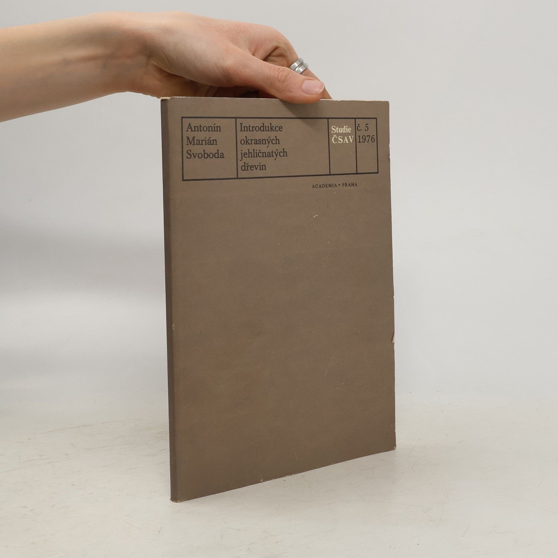 Antonín Marián Svoboda Studie ČSAV 5/1976. Introdukce okrasných jehličnatých dřevin