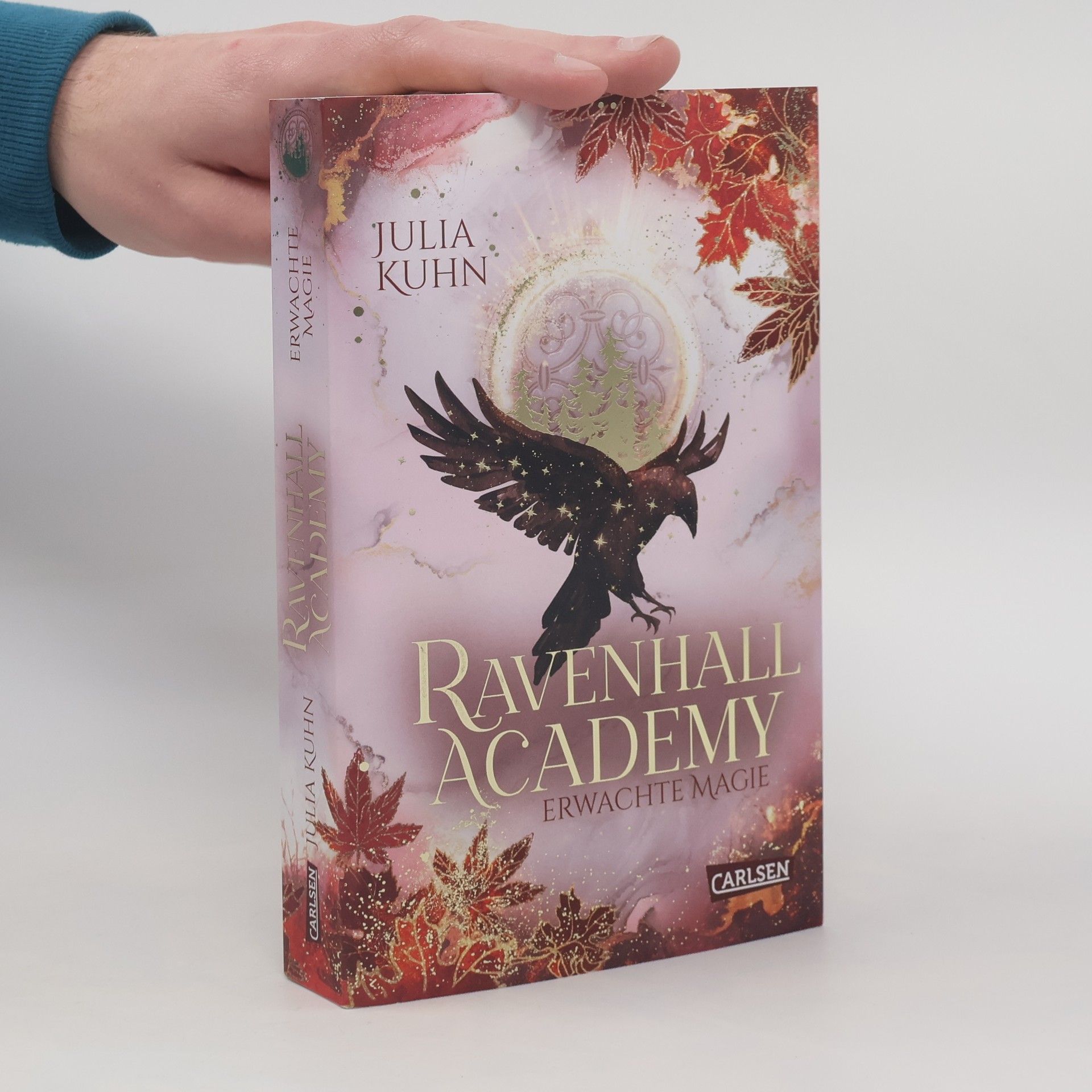 Julia Kuhn Ravenhall Academy 2: Erwachte Magie