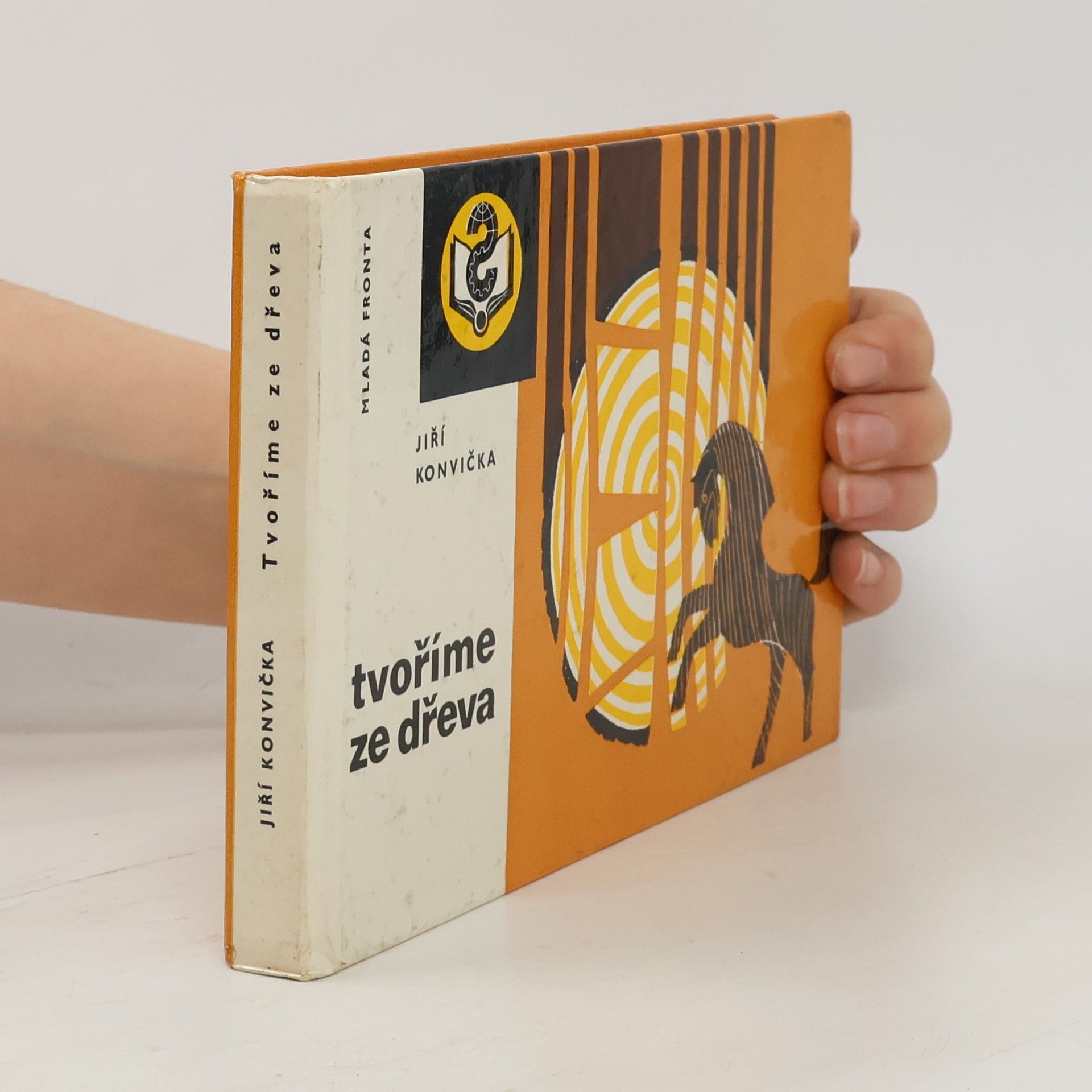 Jiří Konvička Tvoříme ze dřeva