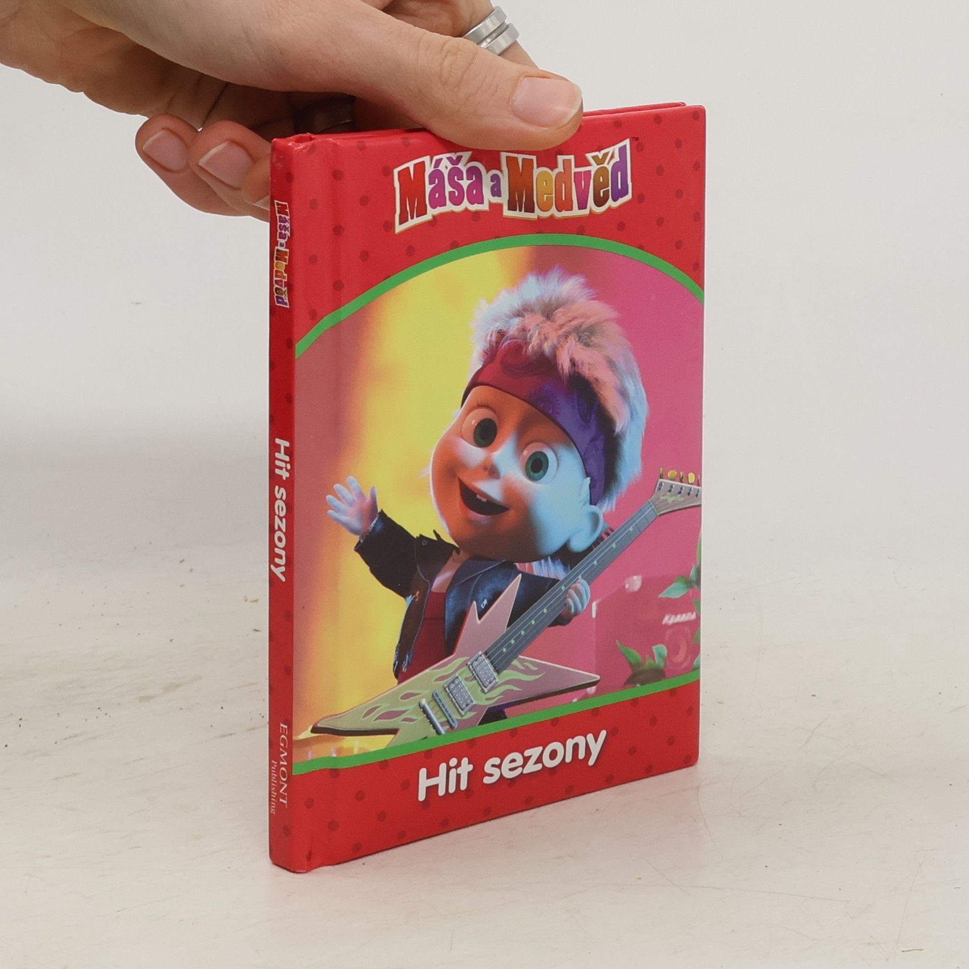 Oleg Kuzovkov Máša a medvěd. Hit sezony