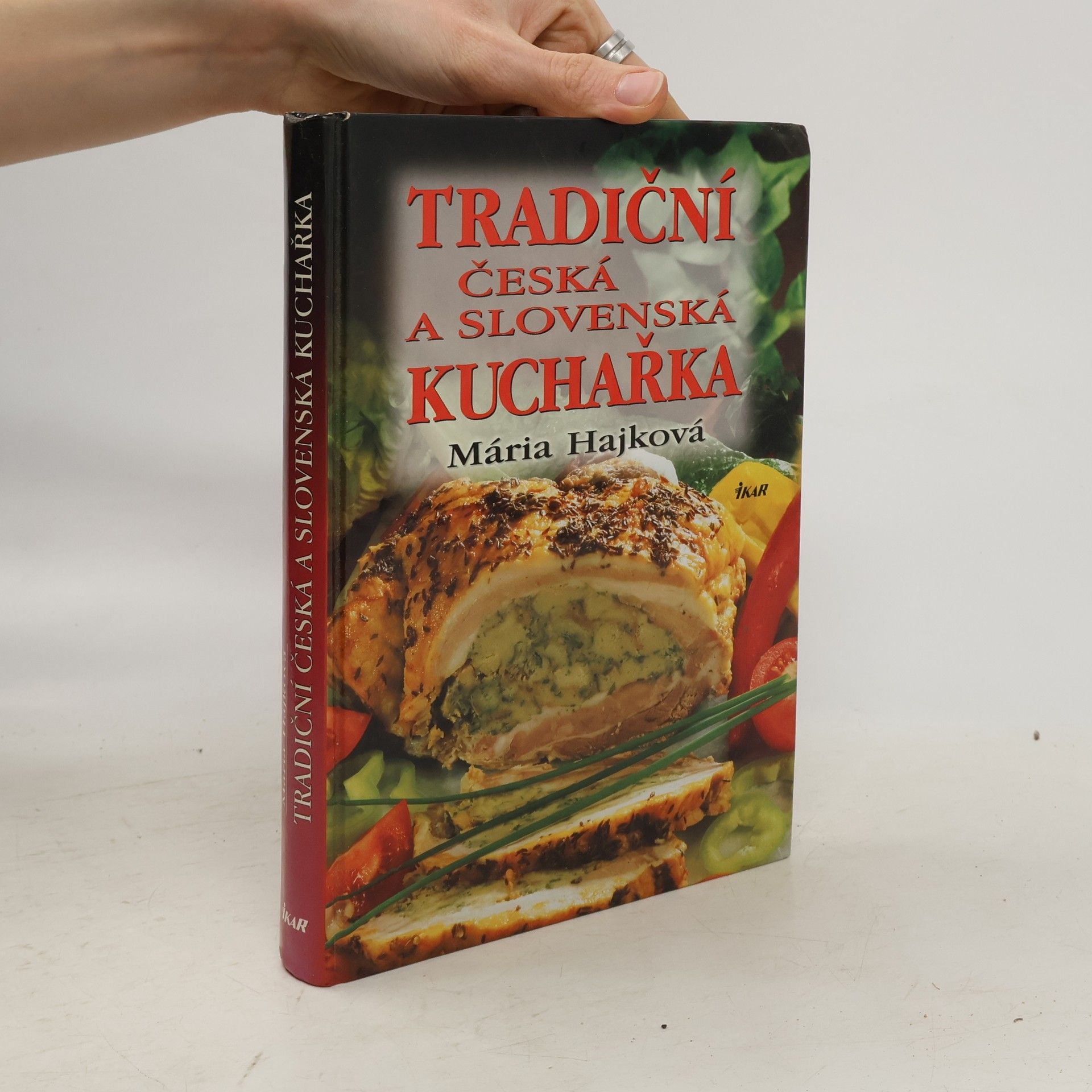 Mária Hajková Tradiční česká a slovenská kuchařka