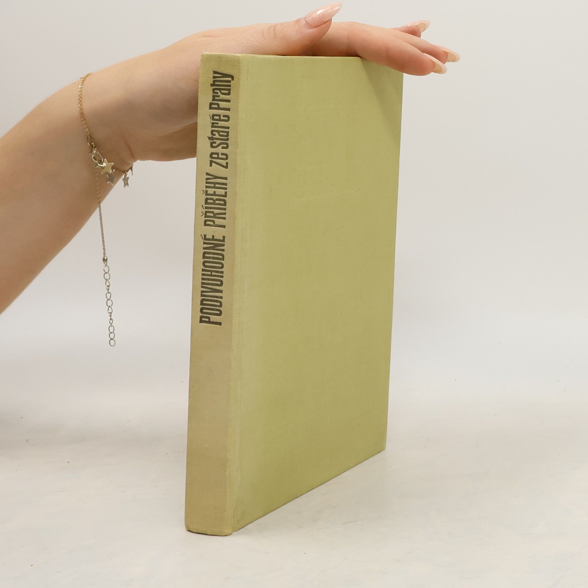 Karel Krejčí Podivuhodné příběhy ze staré Prahy