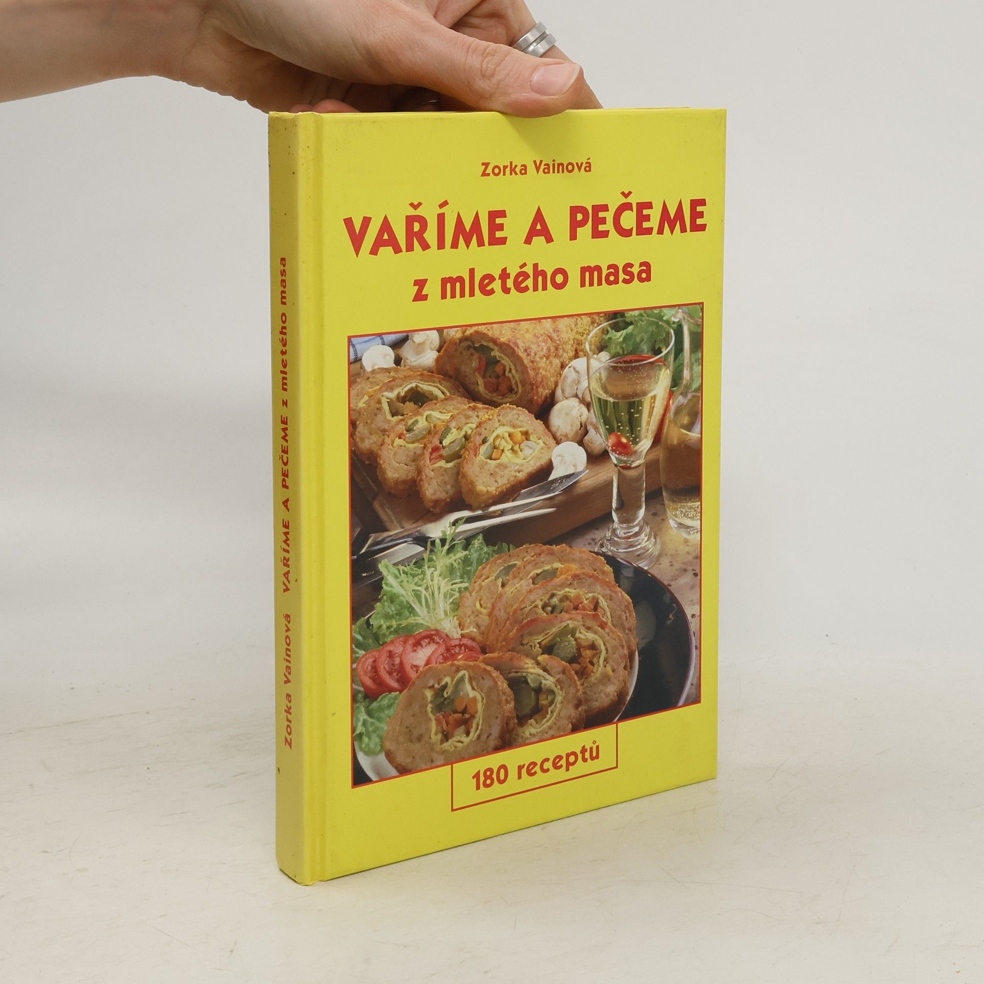 Zorka Vainová Vaříme a pečeme z mletého masa