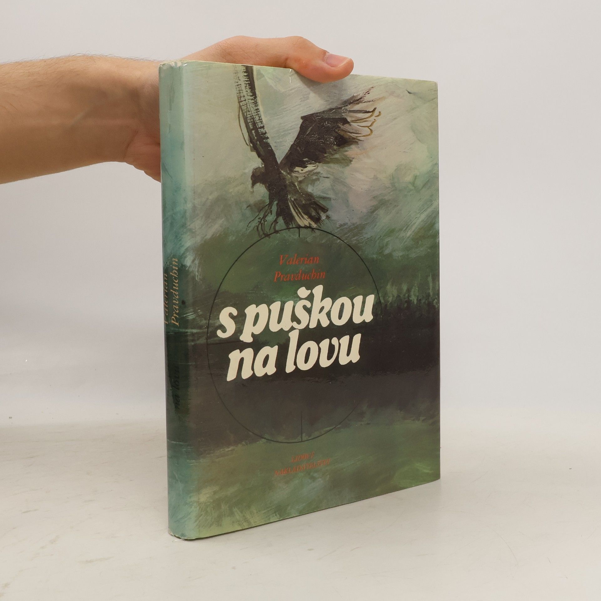 Valerian Pavlovič Pravduchin S puškou na lovu