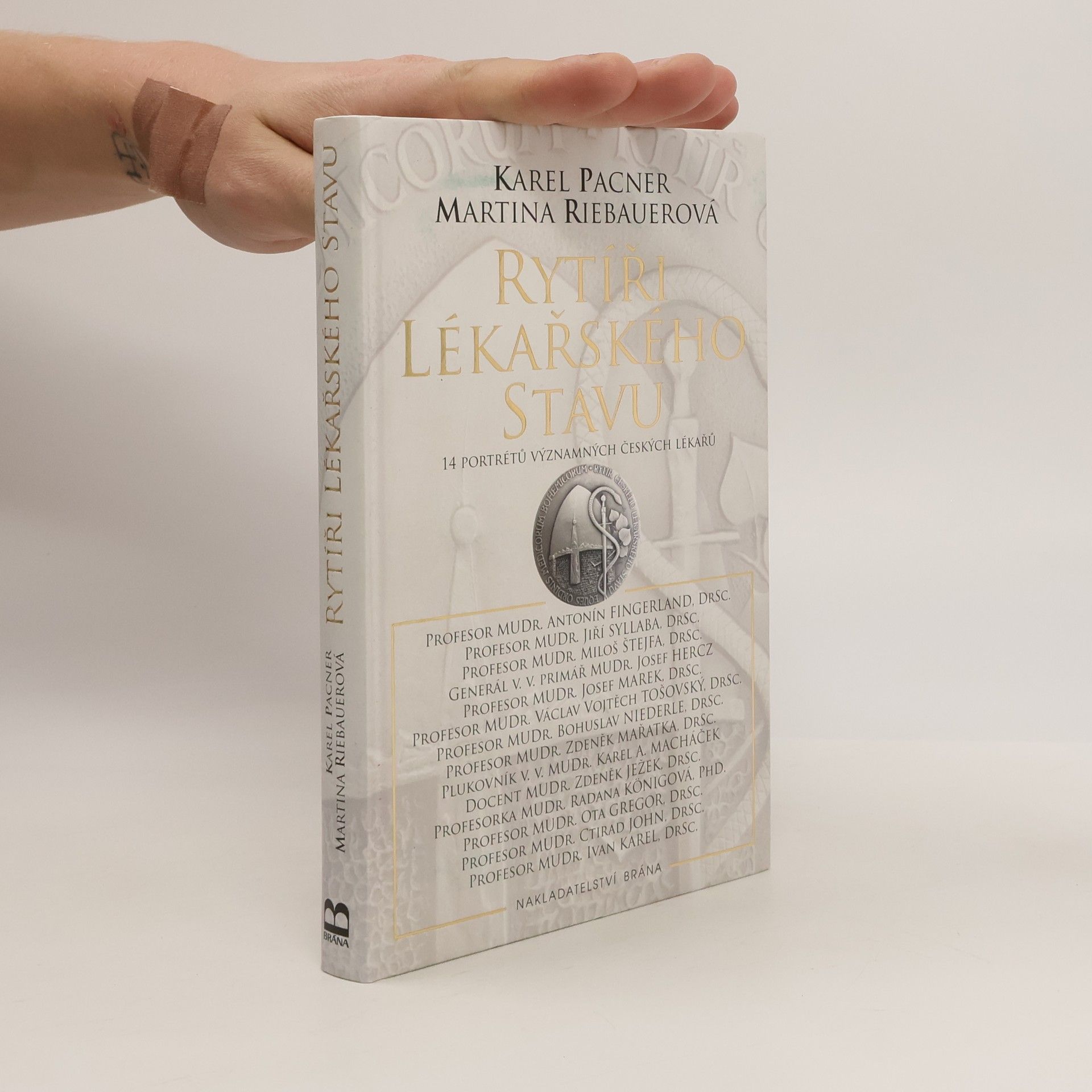 Rytíři lékařského stavu : 14 portrétů významných českých lékařů