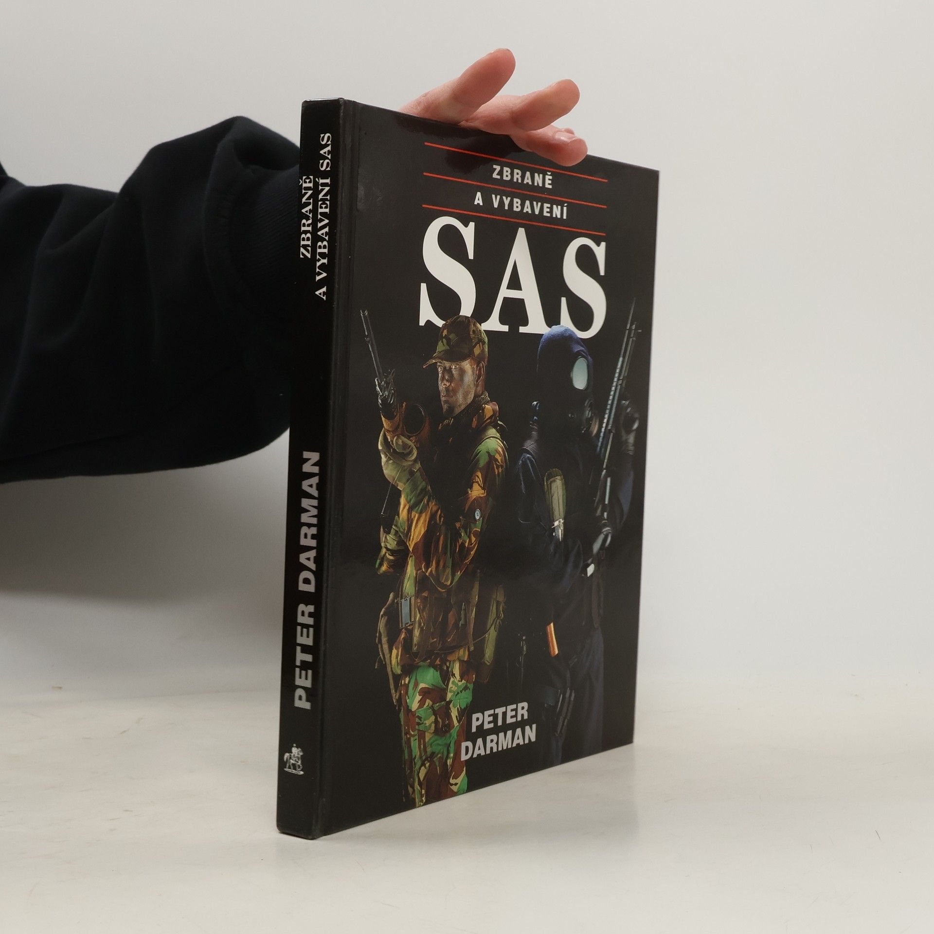 Peter Darman SAS. Zbraně a vybavení